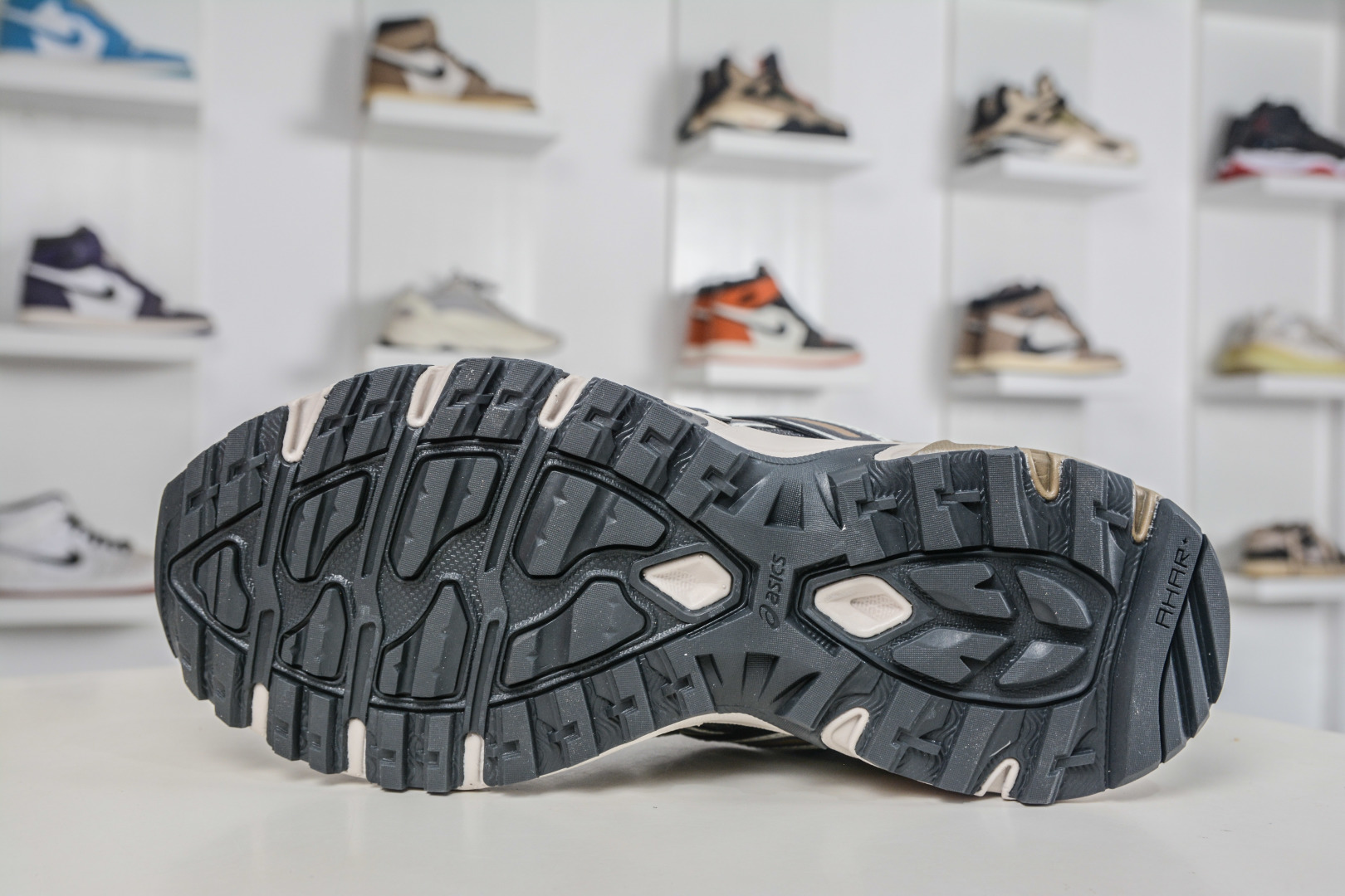 Asics Gel-Sonoma TR62 亚瑟士舒适百搭运动休闲鞋 1203A734-200-Top High Quatity Cheap Sneakers Fashion Clothing Clothes Bags handbags Shoes of all Brand wholesale With The best Quality And Beautiful Price from China Factory Chinese suppliers wholesaler seller Asics Gel-Sonoma TR62 亚瑟士舒适百搭运动休闲鞋 1203A734-200