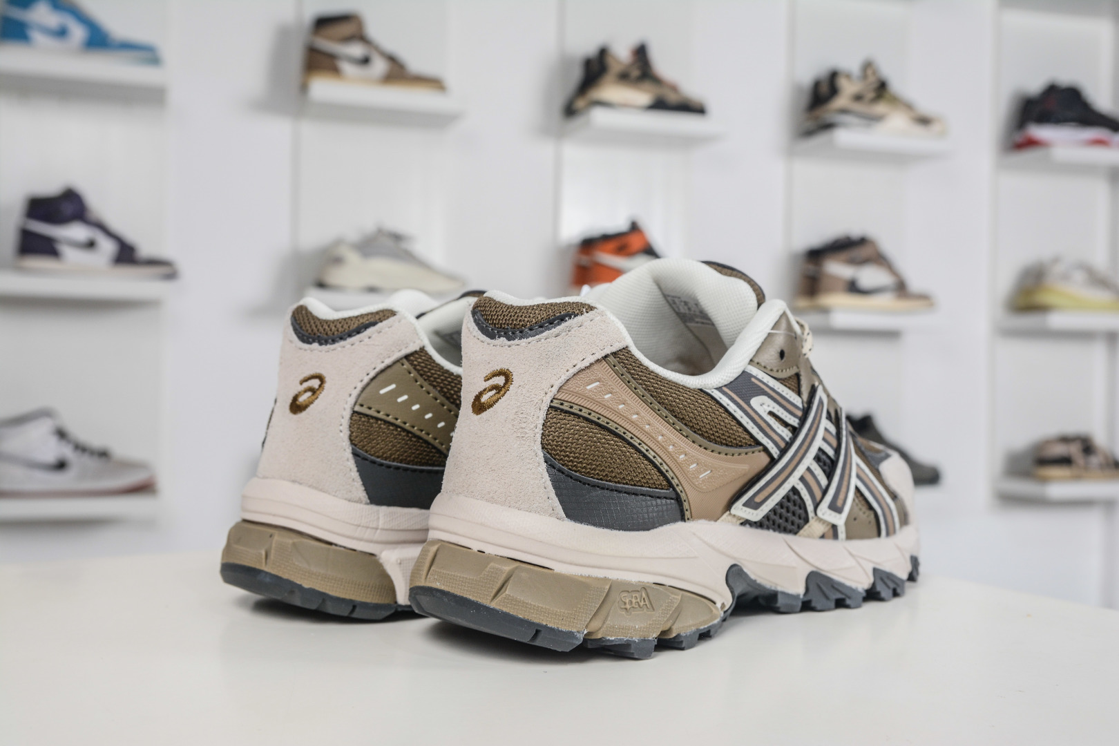Asics Gel-Sonoma TR62 亚瑟士舒适百搭运动休闲鞋 1203A734-200-Top High Quatity Cheap Sneakers Fashion Clothing Clothes Bags handbags Shoes of all Brand wholesale With The best Quality And Beautiful Price from China Factory Chinese suppliers wholesaler seller Asics Gel-Sonoma TR62 亚瑟士舒适百搭运动休闲鞋 1203A734-200