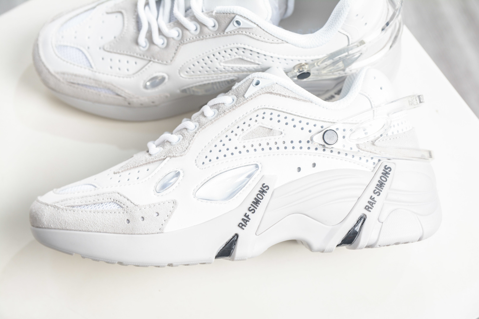 RAF SIMONS CYLON-21 潮流运动 织物皮革 圆头系带 低帮休闲鞋 HR740003S-Top High Quatity Cheap Sneakers Fashion Clothing Clothes Bags handbags Shoes of all Brand wholesale With The best Quality And Beautiful Price from China Factory Chinese suppliers wholesaler seller RAF SIMONS CYLON-21 潮流运动 织物皮革 圆头系带 低帮休闲鞋 HR740003S