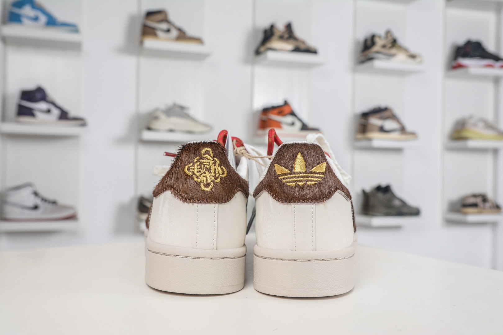 Adidas Originals Super版本 2025全新版本 贝壳头 KJ6293-Top High Quatity Cheap Sneakers Fashion Clothing Clothes Bags handbags Shoes of all Brand wholesale With The best Quality And Beautiful Price from China Factory Chinese suppliers wholesaler seller Adidas Originals Super版本 2025全新版本 贝壳头 KJ6293