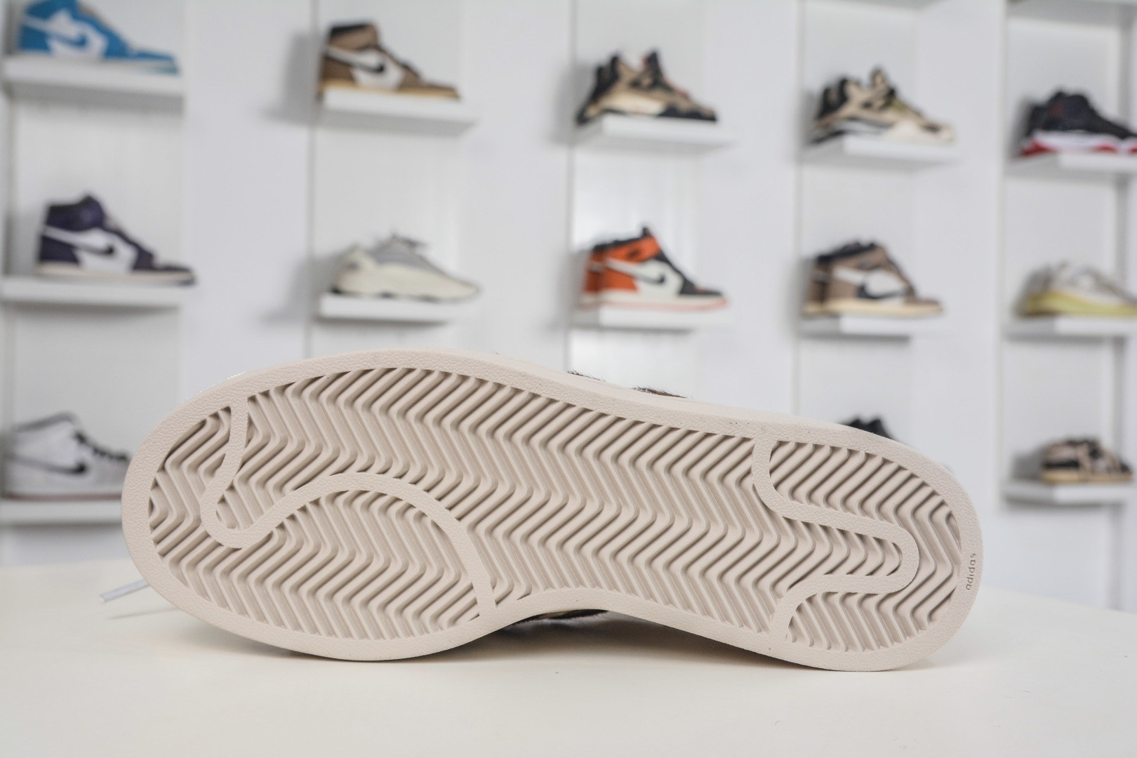 Adidas Originals Super版本 2025全新版本 贝壳头 KJ6293-Top High Quatity Cheap Sneakers Fashion Clothing Clothes Bags handbags Shoes of all Brand wholesale With The best Quality And Beautiful Price from China Factory Chinese suppliers wholesaler seller Adidas Originals Super版本 2025全新版本 贝壳头 KJ6293