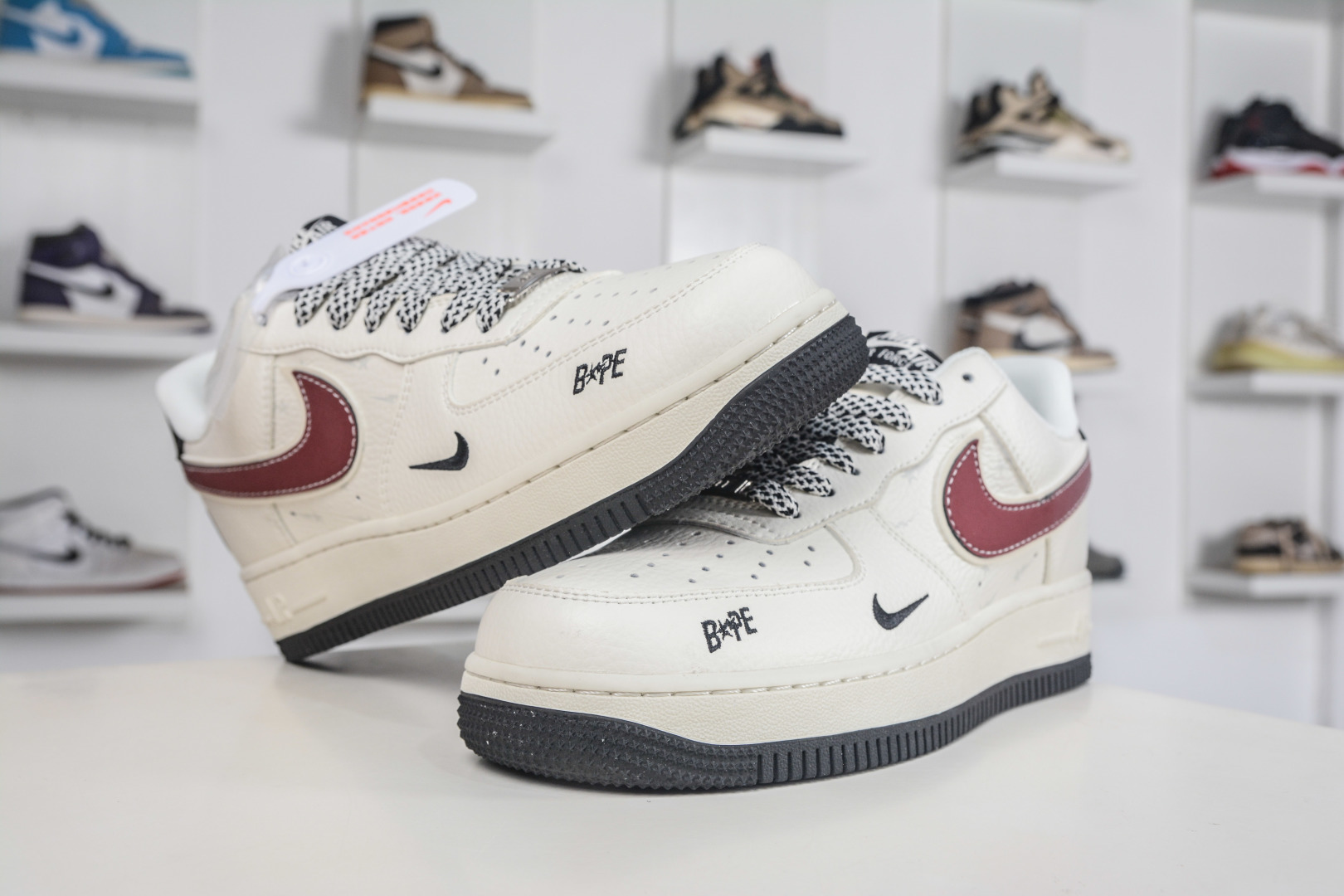 Nike Air Force 1 Low 07 x BAPE 猿人头联名-米白酒红 MM3399-812-Top High Quatity Cheap Sneakers Fashion Clothing Clothes Bags handbags Shoes of all Brand wholesale With The best Quality And Beautiful Price from China Factory Chinese suppliers wholesaler seller Nike Air Force 1 Low 07 x BAPE 猿人头联名-米白酒红 MM3399-812