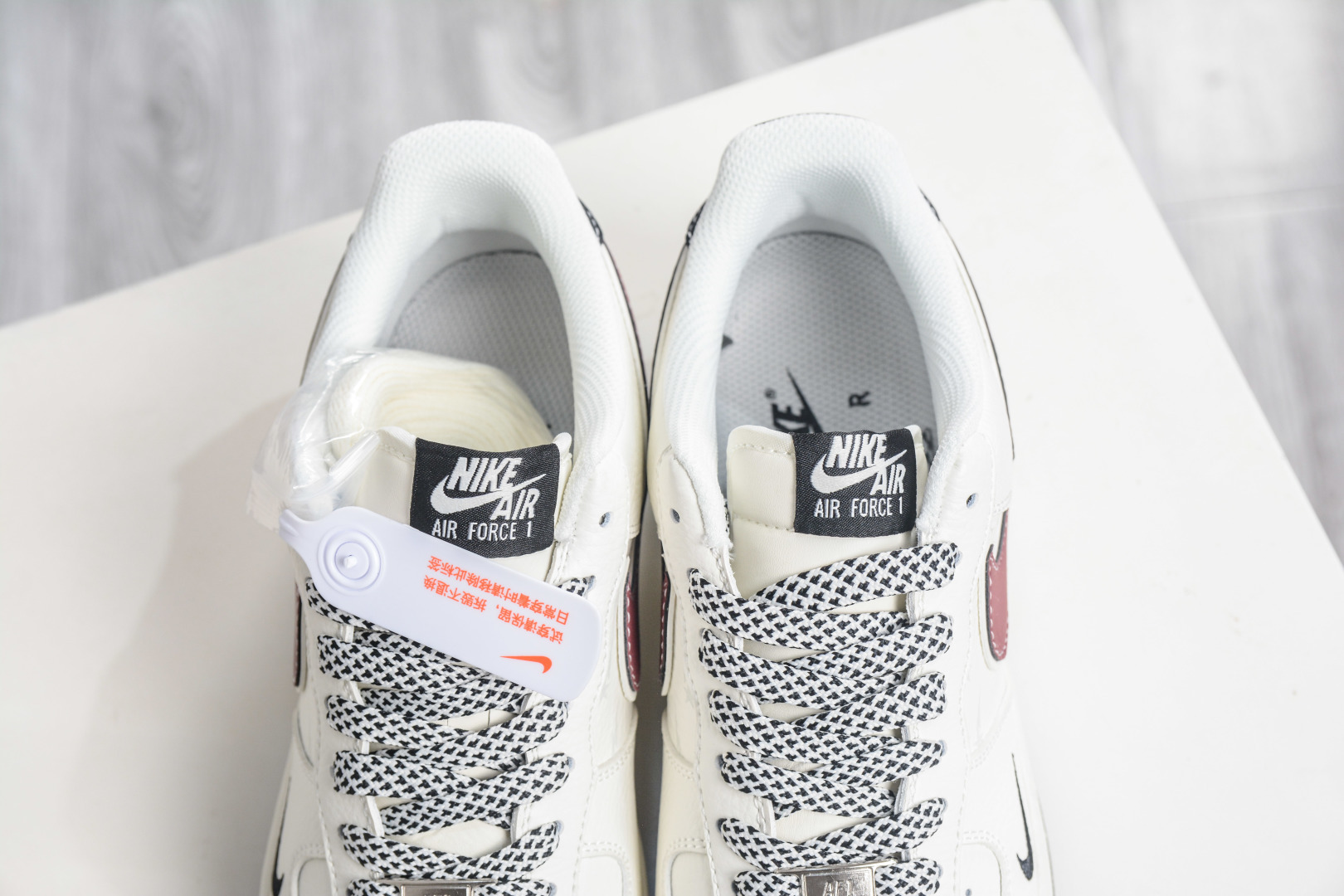 Nike Air Force 1 Low 07 x BAPE 猿人头联名-米白酒红 MM3399-812-Top High Quatity Cheap Sneakers Fashion Clothing Clothes Bags handbags Shoes of all Brand wholesale With The best Quality And Beautiful Price from China Factory Chinese suppliers wholesaler seller Nike Air Force 1 Low 07 x BAPE 猿人头联名-米白酒红 MM3399-812
