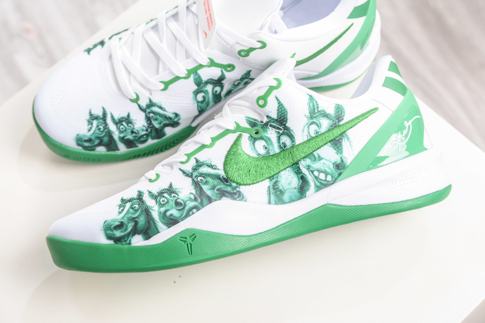360 Nike Zoom Kobe VIII 马年限定 CNY新年款 低帮复刻实战运动低帮文化篮球鞋 HF2793-015-Chinese UA Cheap High Quatity Brand Clothes Bags handbags Sneakers wholesale wholesaler seller from China Factory suppliers Fashion Clothing Shoes best Quality Beautiful Price 360 Nike Zoom Kobe VIII 马年限定 CNY新年款 低帮复刻实战运动低帮文化篮球鞋 HF2793-015