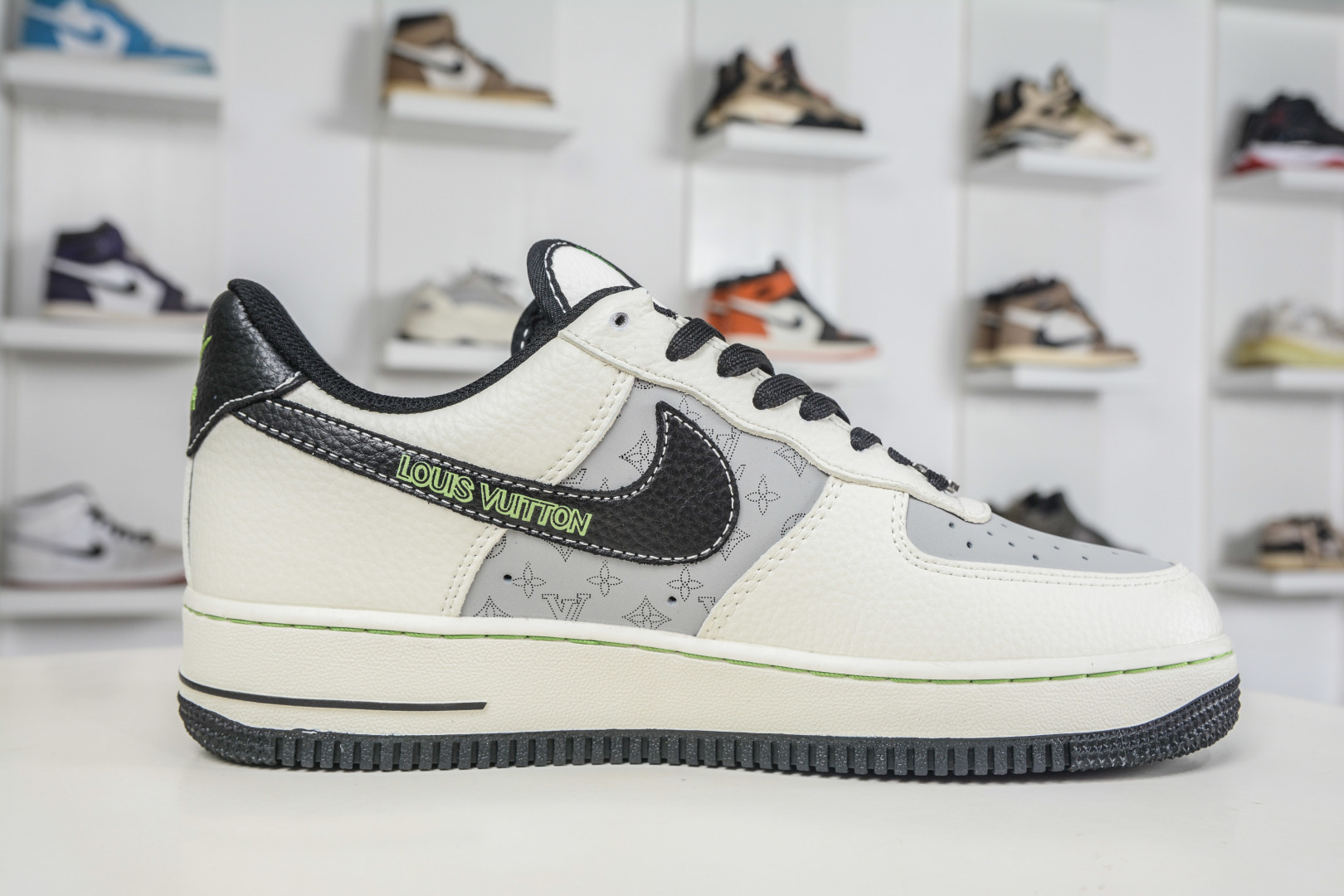 Nike Air Force 1 Low 07 x Louis Vuitton LV联名-白灰黑绿 XY9025-012-Top High Quatity Cheap Sneakers Fashion Clothing Clothes Bags handbags Shoes of all Brand wholesale With The best Quality And Beautiful Price from China Factory Chinese suppliers wholesaler seller Nike Air Force 1 Low 07 x Louis Vuitton LV联名-白灰黑绿 XY9025-012