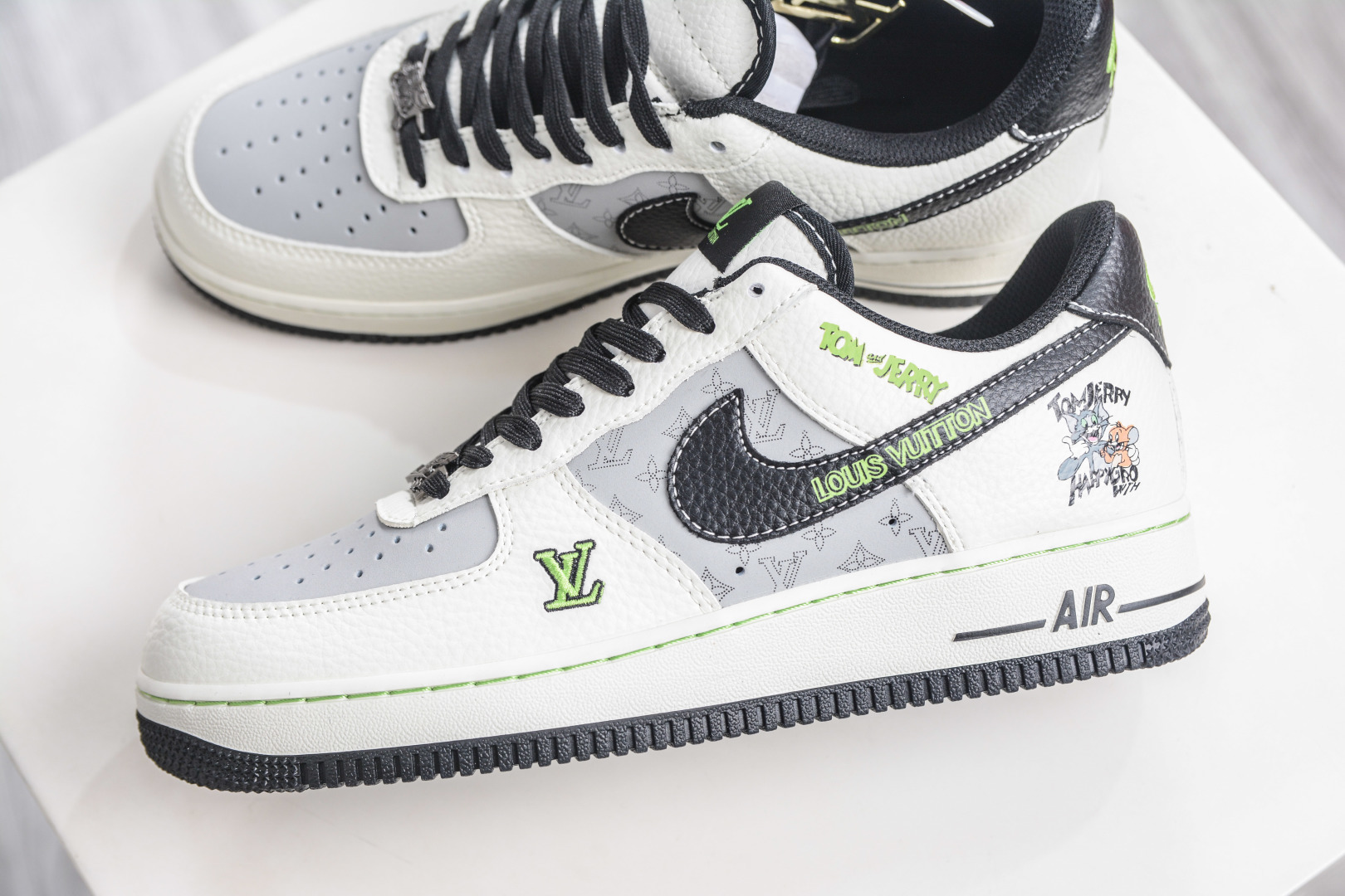 Nike Air Force 1 Low 07 x Louis Vuitton LV联名-白灰黑绿 XY9025-012-Top High Quatity Cheap Sneakers Fashion Clothing Clothes Bags handbags Shoes of all Brand wholesale With The best Quality And Beautiful Price from China Factory Chinese suppliers wholesaler seller Nike Air Force 1 Low 07 x Louis Vuitton LV联名-白灰黑绿 XY9025-012