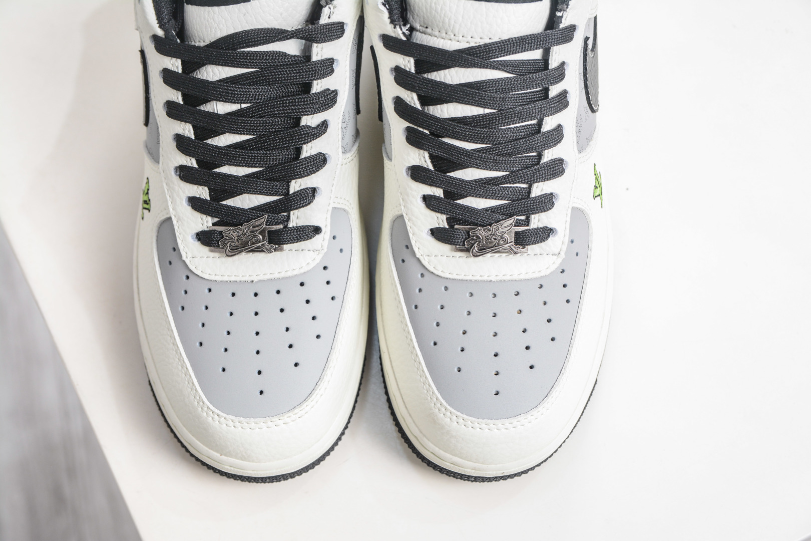 Nike Air Force 1 Low 07 x Louis Vuitton LV联名-白灰黑绿 XY9025-012-Top High Quatity Cheap Sneakers Fashion Clothing Clothes Bags handbags Shoes of all Brand wholesale With The best Quality And Beautiful Price from China Factory Chinese suppliers wholesaler seller Nike Air Force 1 Low 07 x Louis Vuitton LV联名-白灰黑绿 XY9025-012