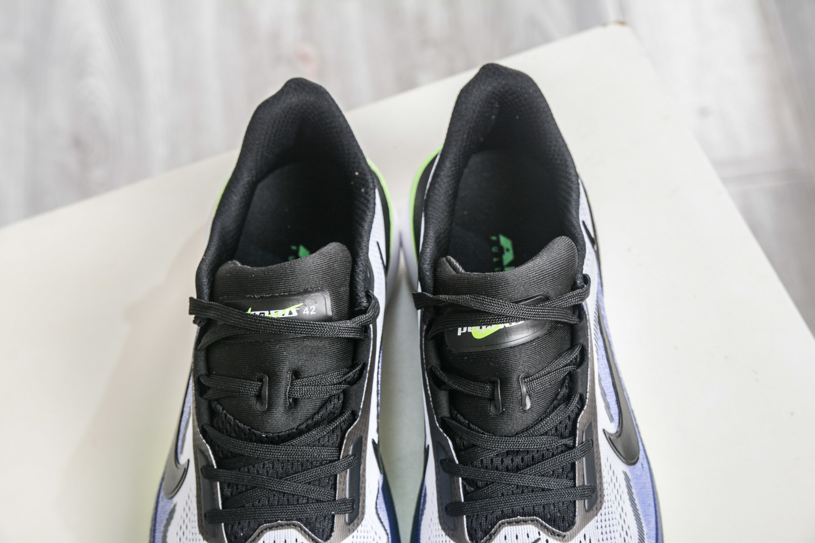 Air Zoom Pegasus 飞马42 H2306-501 Air Zoom Pegasus 飞马42 H2306-501