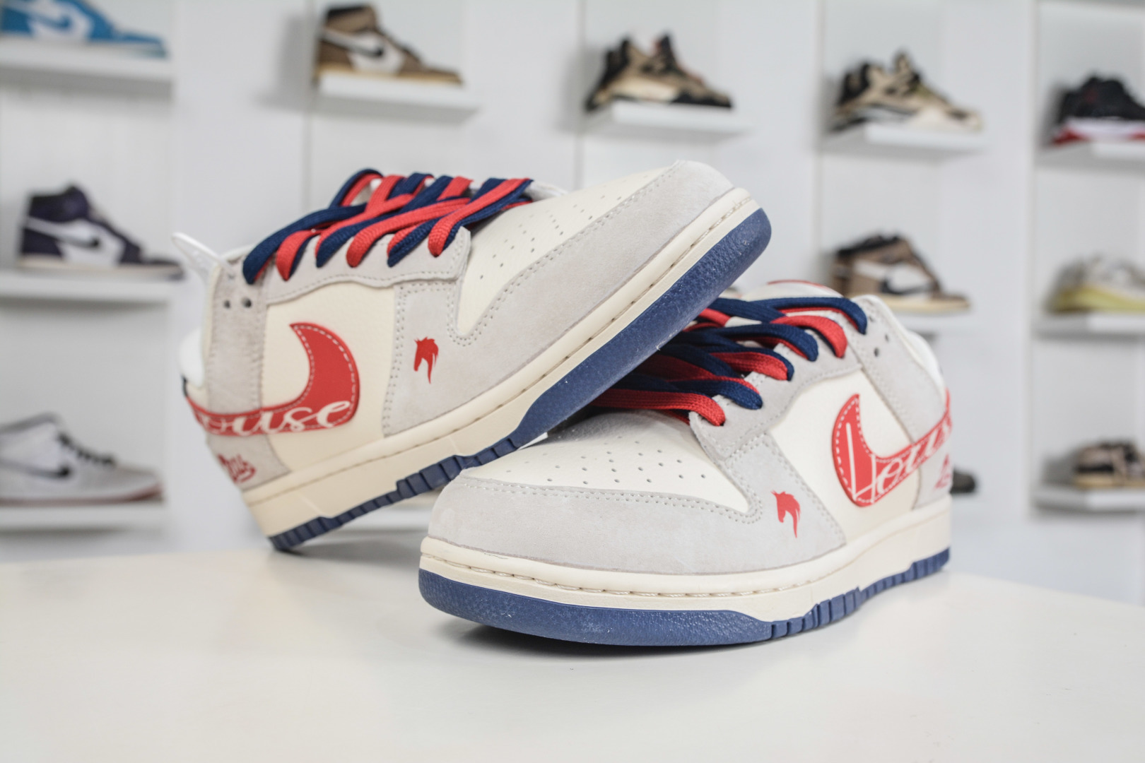 Nike SB Dunk Low 马年限定联名-米灰红 JJ2508-603-Top High Quatity Cheap Sneakers Fashion Clothing Clothes Bags handbags Shoes of all Brand wholesale With The best Quality And Beautiful Price from China Factory Chinese suppliers wholesaler seller Nike SB Dunk Low 马年限定联名-米灰红 JJ2508-603
