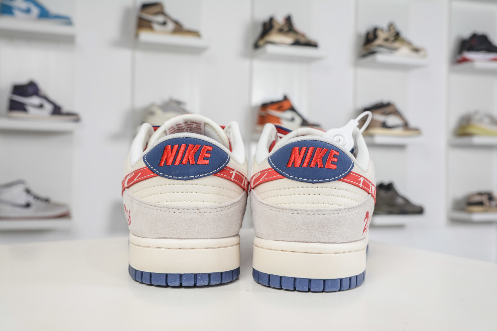 Nike SB Dunk Low 马年限定联名-米灰红 JJ2508-603-Top High Quatity Cheap Sneakers Fashion Clothing Clothes Bags handbags Shoes of all Brand wholesale With The best Quality And Beautiful Price from China Factory Chinese suppliers wholesaler seller Nike SB Dunk Low 马年限定联名-米灰红 JJ2508-603
