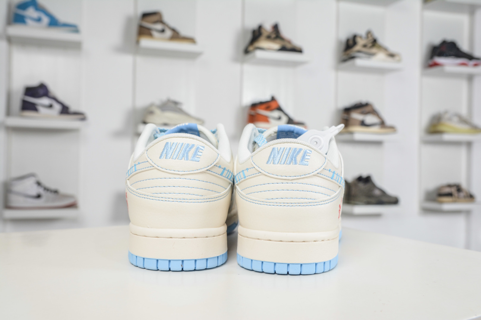 Nike SB Dunk Low 马年限定联名-米白蓝 JJ2508-605-Top High Quatity Cheap Sneakers Fashion Clothing Clothes Bags handbags Shoes of all Brand wholesale With The best Quality And Beautiful Price from China Factory Chinese suppliers wholesaler seller Nike SB Dunk Low 马年限定联名-米白蓝 JJ2508-605