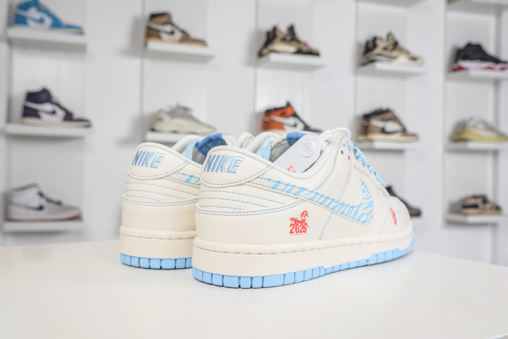 Nike SB Dunk Low 马年限定联名-米白蓝 JJ2508-605-Top High Quatity Cheap Sneakers Fashion Clothing Clothes Bags handbags Shoes of all Brand wholesale With The best Quality And Beautiful Price from China Factory Chinese suppliers wholesaler seller Nike SB Dunk Low 马年限定联名-米白蓝 JJ2508-605