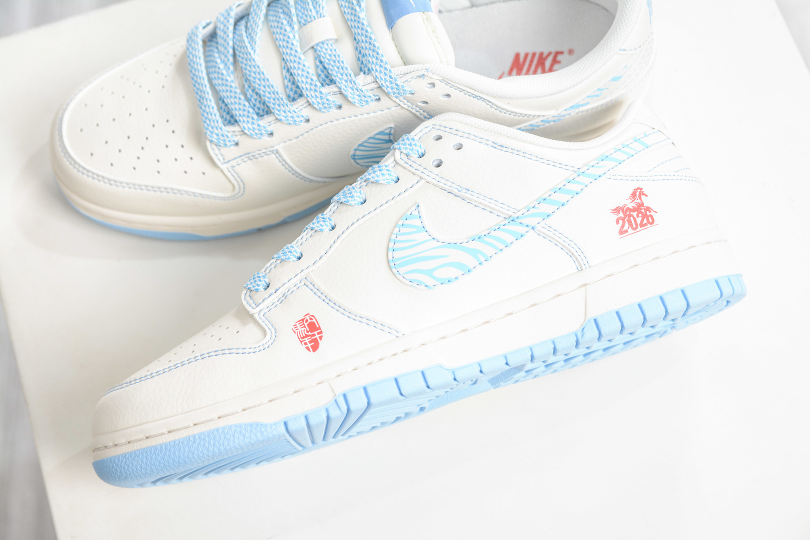 Nike SB Dunk Low 马年限定联名-米白蓝 JJ2508-605-Top High Quatity Cheap Sneakers Fashion Clothing Clothes Bags handbags Shoes of all Brand wholesale With The best Quality And Beautiful Price from China Factory Chinese suppliers wholesaler seller Nike SB Dunk Low 马年限定联名-米白蓝 JJ2508-605