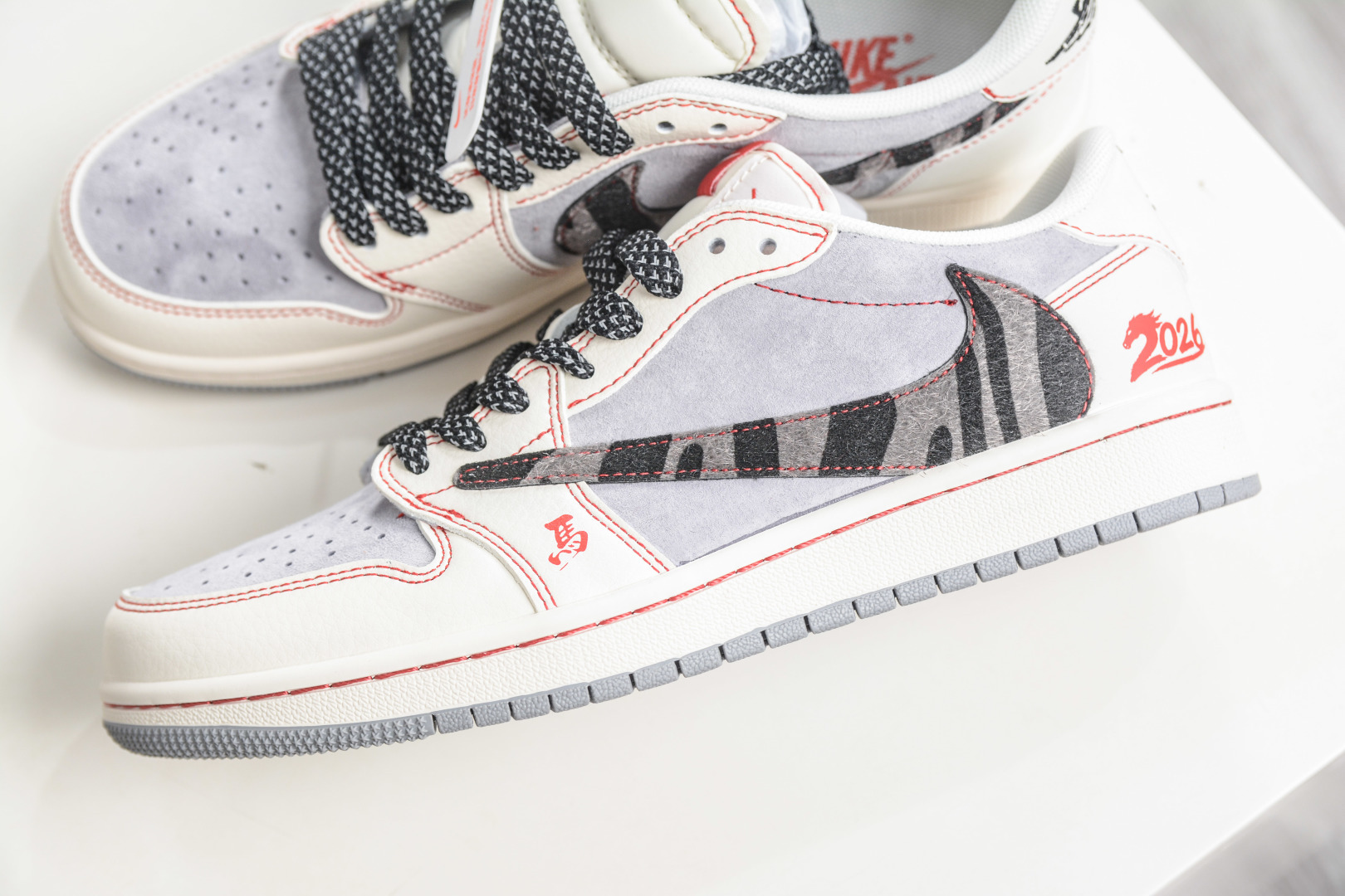 TS x Air Jordan AJ1 Low 倒钩低帮马年限定-米灰黑 FF9989-012-Top High Quatity Cheap Sneakers Fashion Clothing Clothes Bags handbags Shoes of all Brand wholesale With The best Quality And Beautiful Price from China Factory Chinese suppliers wholesaler seller TS x Air Jordan AJ1 Low 倒钩低帮马年限定-米灰黑 FF9989-012