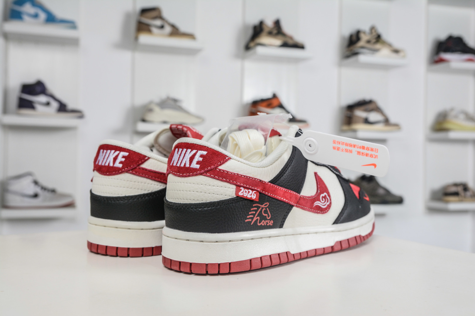 270 Nike SB Dunk Low 马年限定联名-米黑红 XZ5899-120-Chinese UA Cheap High Quatity Brand Clothes Bags handbags Sneakers wholesale wholesaler seller from China Factory suppliers Fashion Clothing Shoes best Quality Beautiful Price 270 Nike SB Dunk Low 马年限定联名-米黑红 XZ5899-120