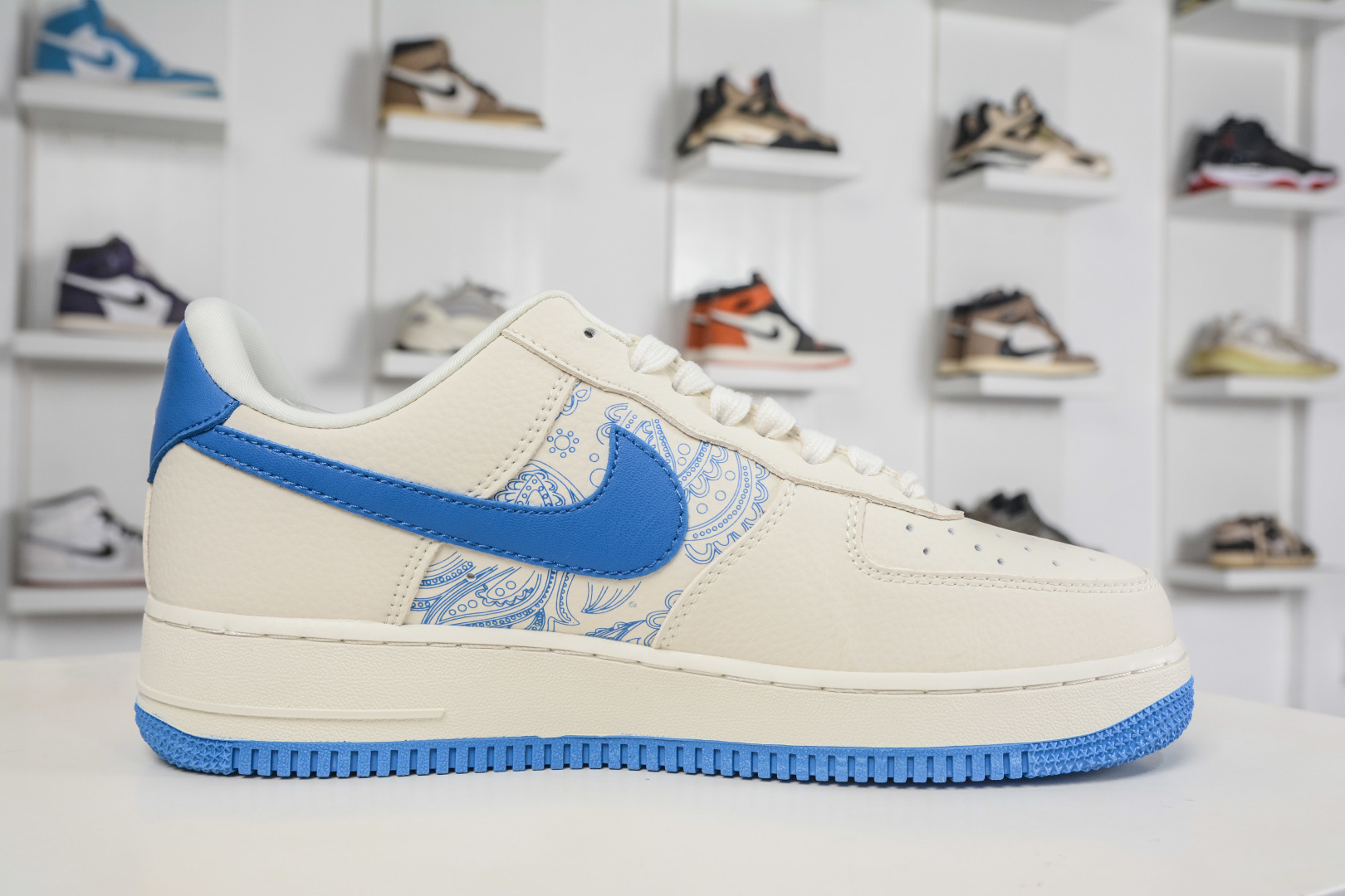 Nike Air Force 1 Low 07 x Louis Vuitton LV联名-情人节限定 白蓝腰果花 BK1916-009