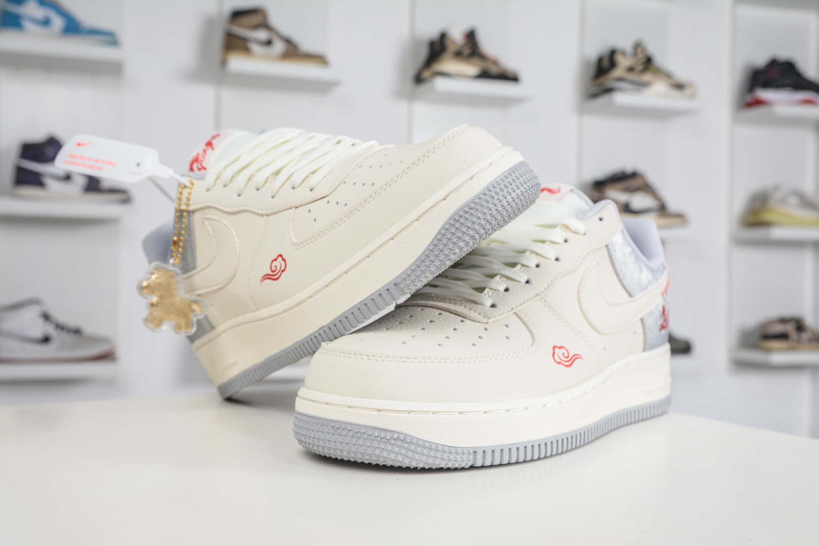 Nike Air Force 1 Low 07 马年限定 米白银灰 DF0188-141-Top High Quatity Cheap Sneakers Fashion Clothing Clothes Bags handbags Shoes of all Brand wholesale With The best Quality And Beautiful Price from China Factory Chinese suppliers wholesaler seller Nike Air Force 1 Low 07 马年限定 米白银灰 DF0188-141