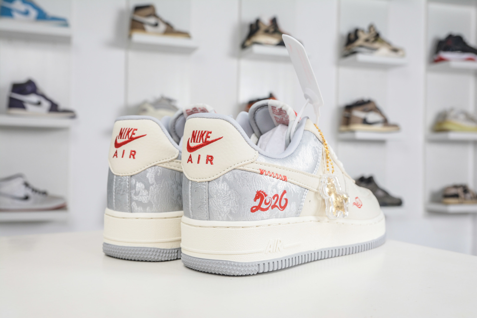 Nike Air Force 1 Low 07 马年限定 米白银灰 DF0188-141-Top High Quatity Cheap Sneakers Fashion Clothing Clothes Bags handbags Shoes of all Brand wholesale With The best Quality And Beautiful Price from China Factory Chinese suppliers wholesaler seller Nike Air Force 1 Low 07 马年限定 米白银灰 DF0188-141