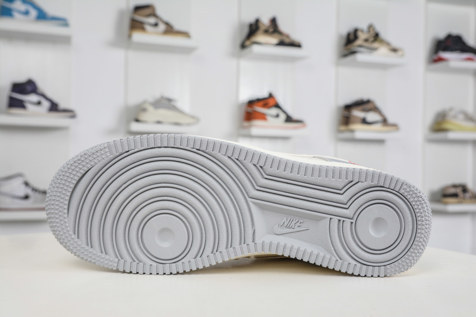 Nike Air Force 1 Low 07 马年限定 米白银灰 DF0188-141-Top High Quatity Cheap Sneakers Fashion Clothing Clothes Bags handbags Shoes of all Brand wholesale With The best Quality And Beautiful Price from China Factory Chinese suppliers wholesaler seller Nike Air Force 1 Low 07 马年限定 米白银灰 DF0188-141