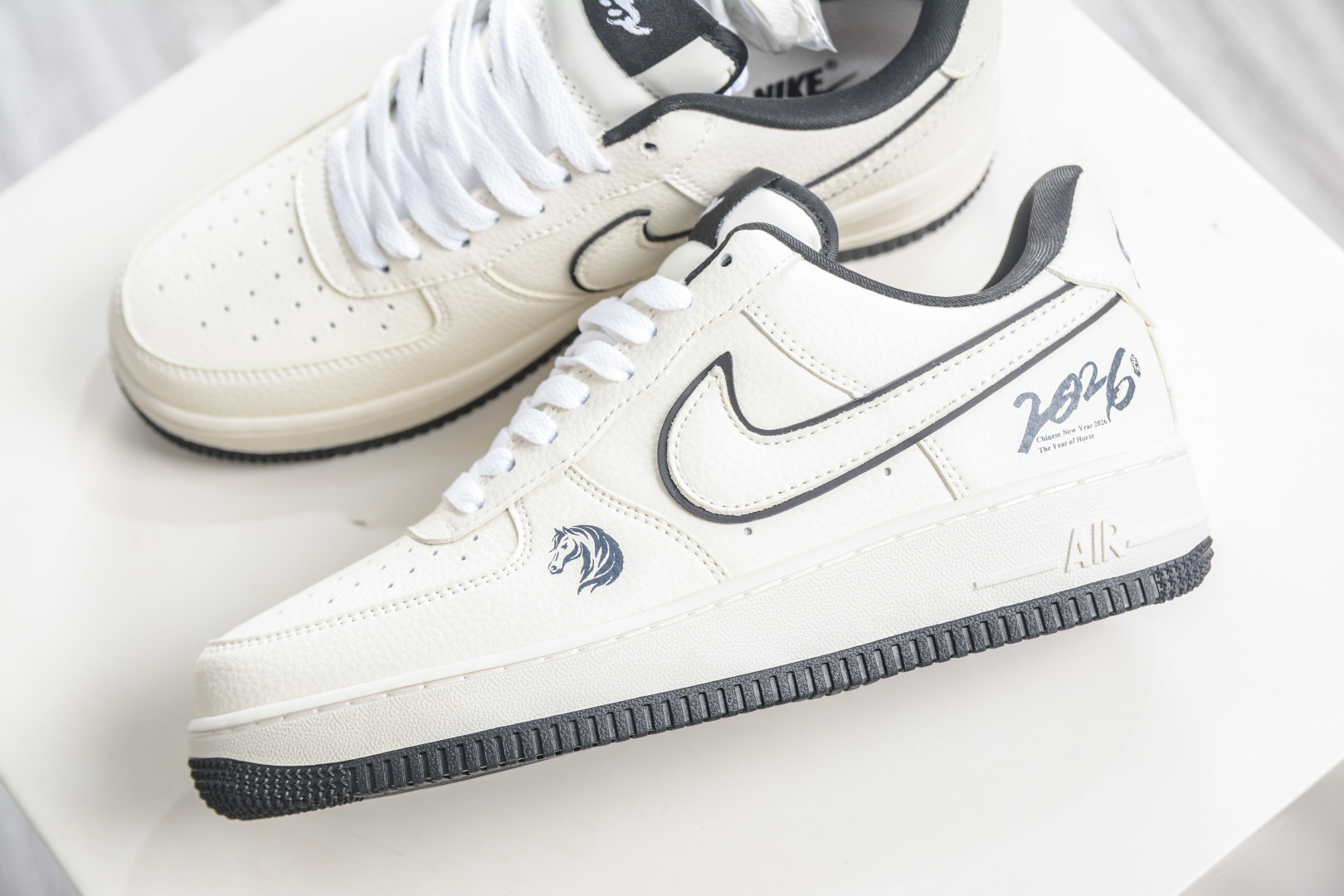 260 Nike Air Force 1 Low 07 马年限定 米白黑色线条 DN1688-821