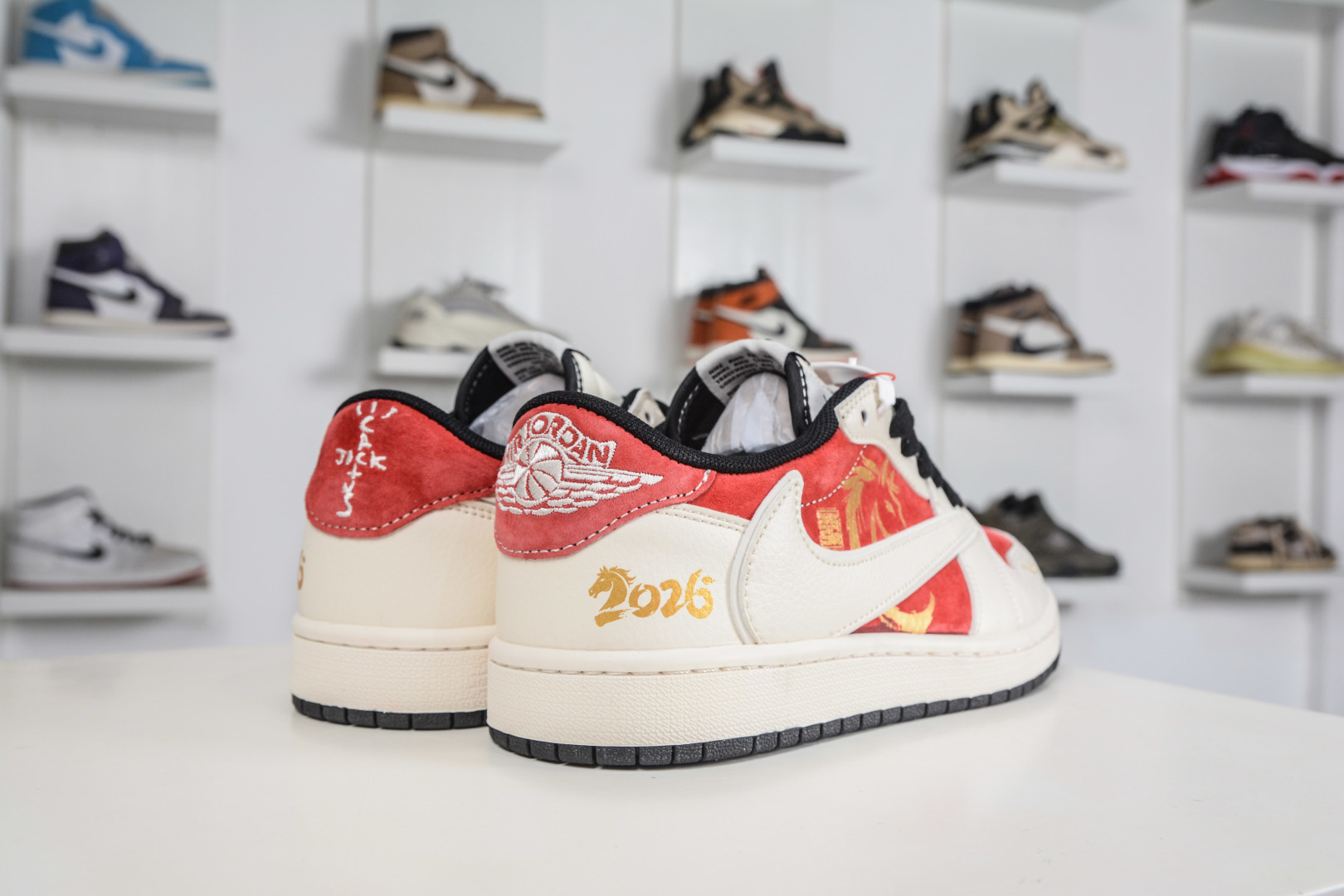 270 TS x Air Jordan AJ1 Low 倒钩低帮马年限定-白红金 JP2026-161