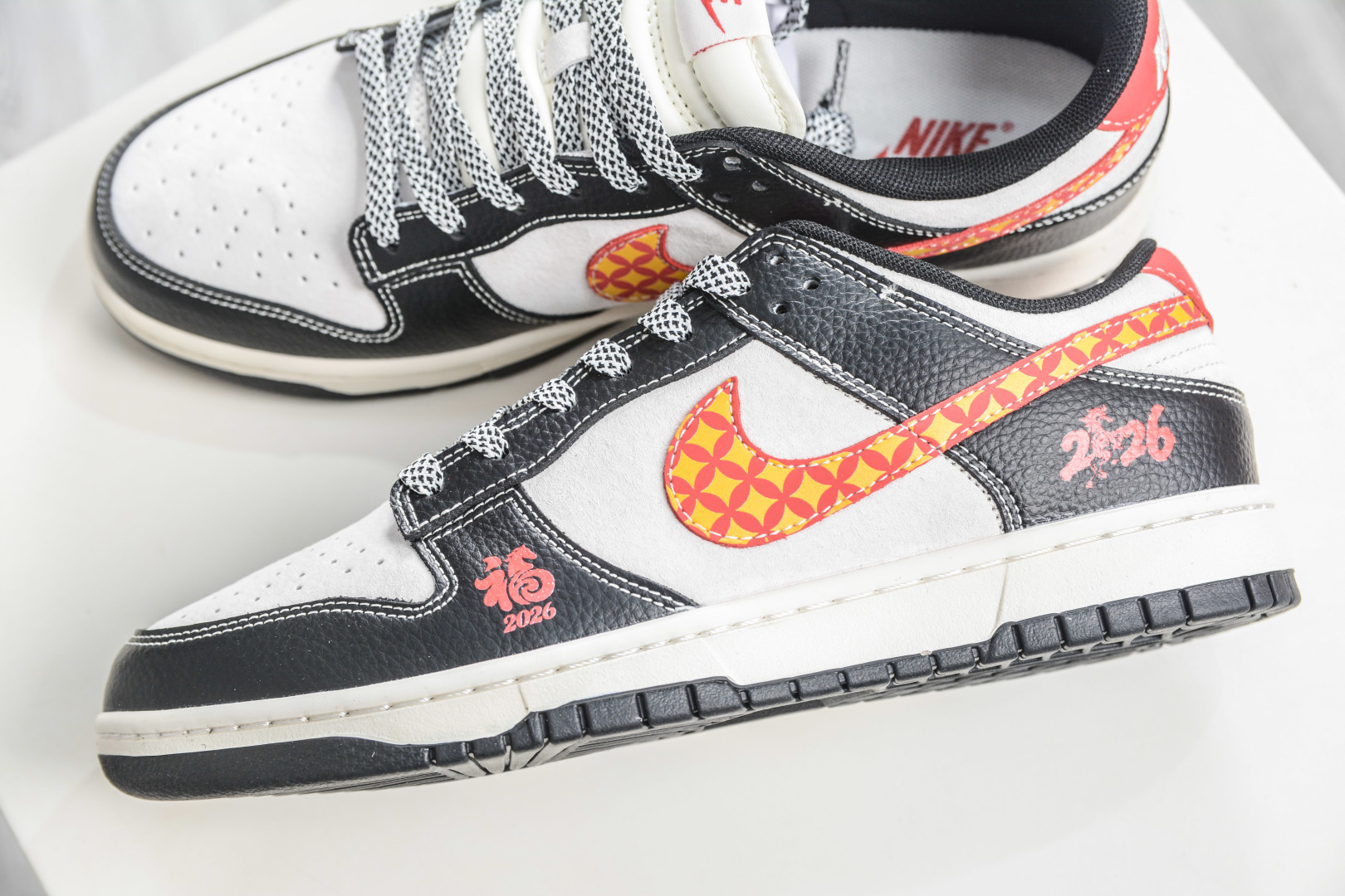 Nike SB Dunk Low 马年限定联名-米灰黑金 MY9969-906-Top High Quatity Cheap Sneakers Fashion Clothing Clothes Bags handbags Shoes of all Brand wholesale With The best Quality And Beautiful Price from China Factory Chinese suppliers wholesaler seller Nike SB Dunk Low 马年限定联名-米灰黑金 MY9969-906