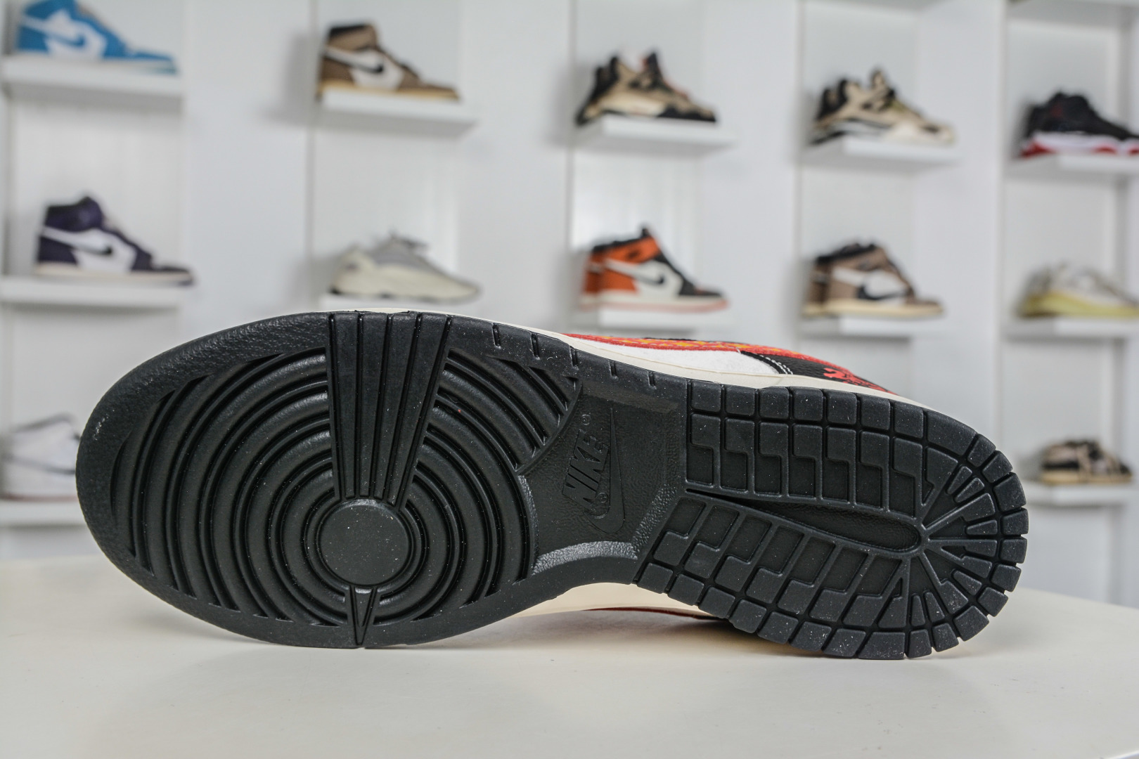 Nike SB Dunk Low 马年限定联名-米灰黑金 MY9969-906-Top High Quatity Cheap Sneakers Fashion Clothing Clothes Bags handbags Shoes of all Brand wholesale With The best Quality And Beautiful Price from China Factory Chinese suppliers wholesaler seller Nike SB Dunk Low 马年限定联名-米灰黑金 MY9969-906