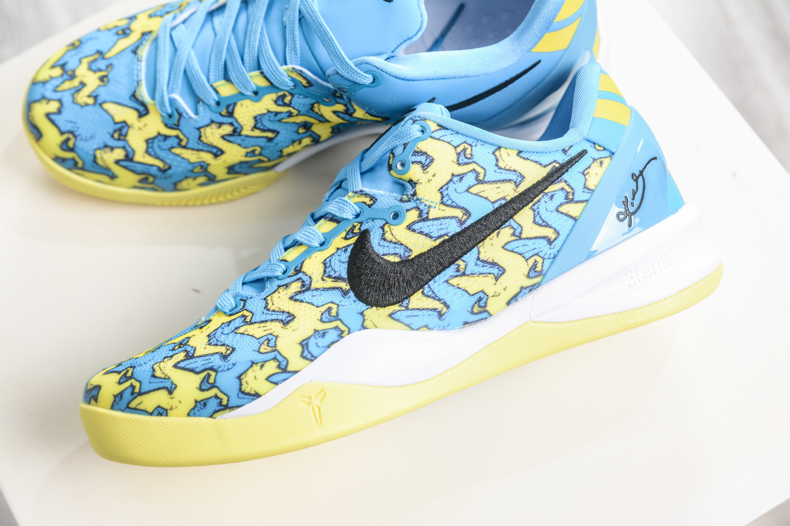 360 Nike Zoom Kobe VIII 马年限定 CNY新年款 低帮复刻实战运动低帮文化篮球鞋 HF2793-022