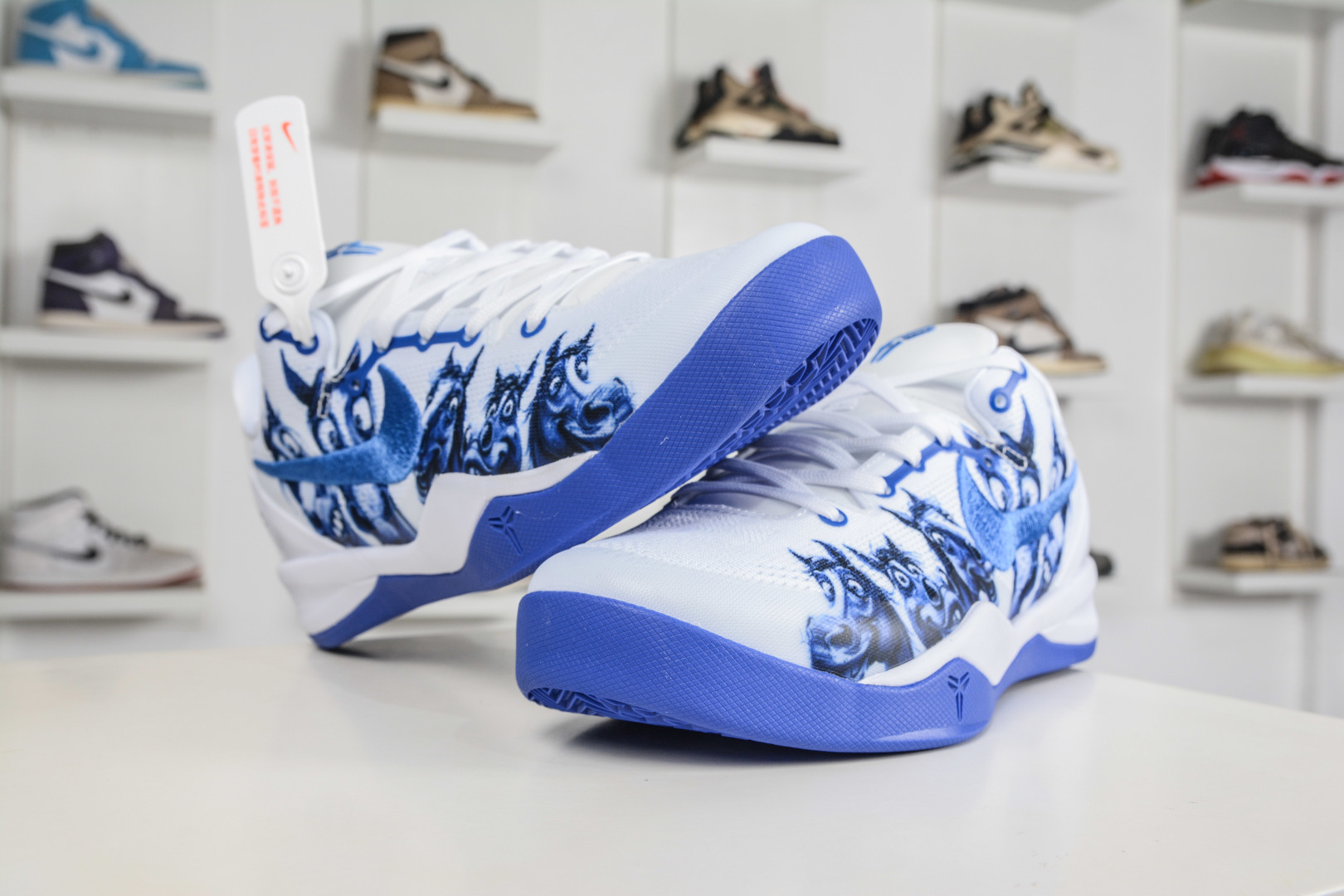 360 Nike Zoom Kobe VIII 马年限定 CNY新年款 低帮复刻实战运动低帮文化篮球鞋 HF2793-013-Chinese UA Cheap High Quatity Brand Clothes Bags handbags Sneakers wholesale wholesaler seller from China Factory suppliers Fashion Clothing Shoes best Quality Beautiful Price 360 Nike Zoom Kobe VIII 马年限定 CNY新年款 低帮复刻实战运动低帮文化篮球鞋 HF2793-013