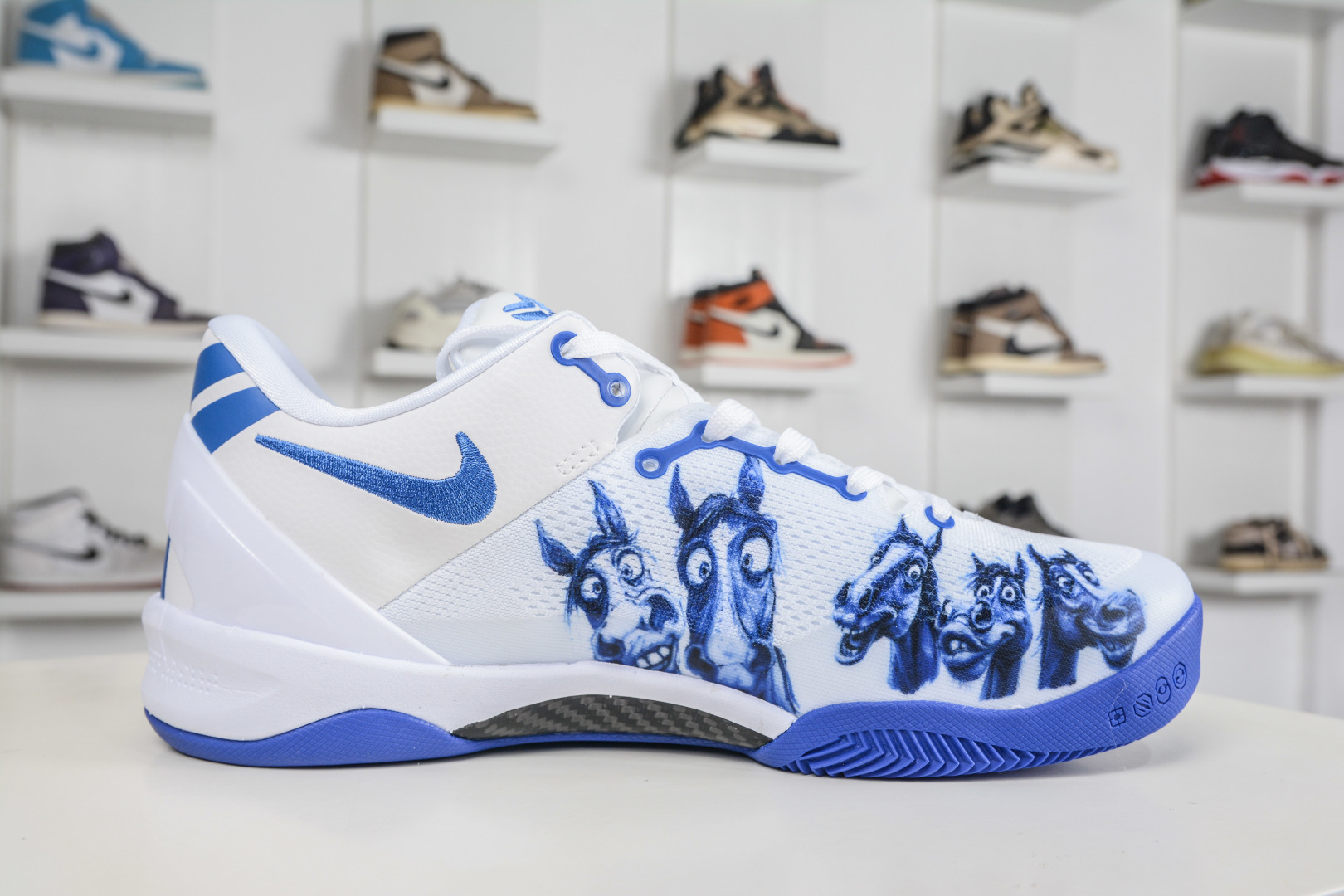360 Nike Zoom Kobe VIII 马年限定 CNY新年款 低帮复刻实战运动低帮文化篮球鞋 HF2793-013-Chinese UA Cheap High Quatity Brand Clothes Bags handbags Sneakers wholesale wholesaler seller from China Factory suppliers Fashion Clothing Shoes best Quality Beautiful Price 360 Nike Zoom Kobe VIII 马年限定 CNY新年款 低帮复刻实战运动低帮文化篮球鞋 HF2793-013