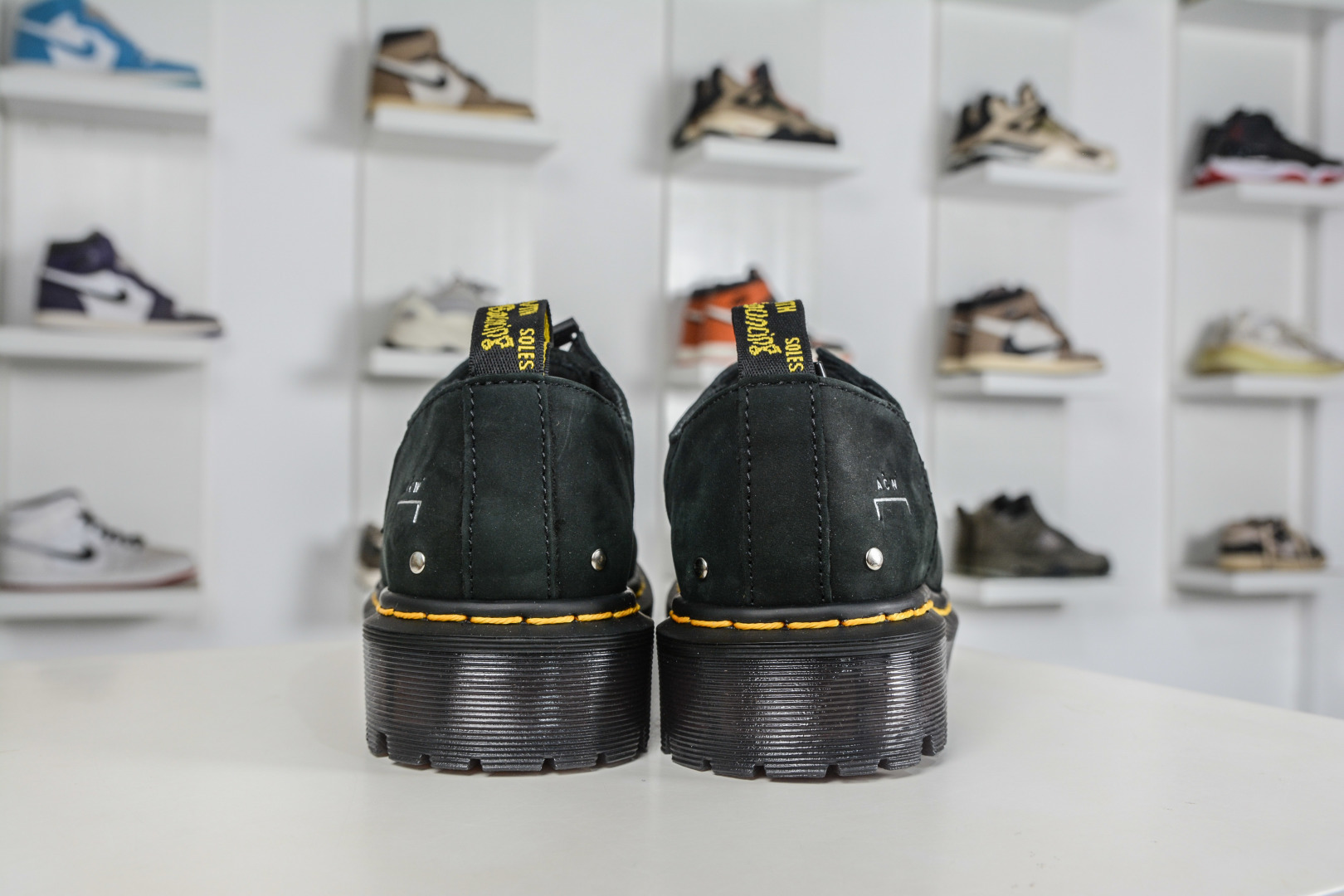 260 Dr.Martens 马汀博士马丁靴 1461系列3孔低帮牛津厚底款 R11822202-Chinese UA Cheap High Quatity Brand Clothes Bags handbags Sneakers wholesale wholesaler seller from China Factory suppliers Fashion Clothing Shoes best Quality Beautiful Price 260 Dr.Martens 马汀博士马丁靴 1461系列3孔低帮牛津厚底款 R11822202