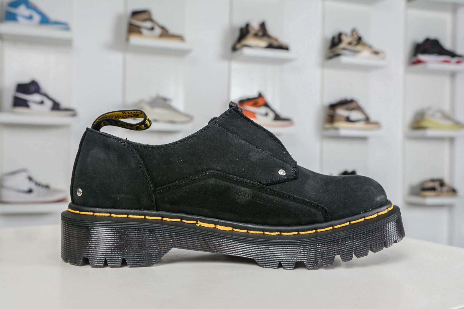 260 Dr.Martens 马汀博士马丁靴 1461系列3孔低帮牛津厚底款 R11822202-Chinese UA Cheap High Quatity Brand Clothes Bags handbags Sneakers wholesale wholesaler seller from China Factory suppliers Fashion Clothing Shoes best Quality Beautiful Price 260 Dr.Martens 马汀博士马丁靴 1461系列3孔低帮牛津厚底款 R11822202