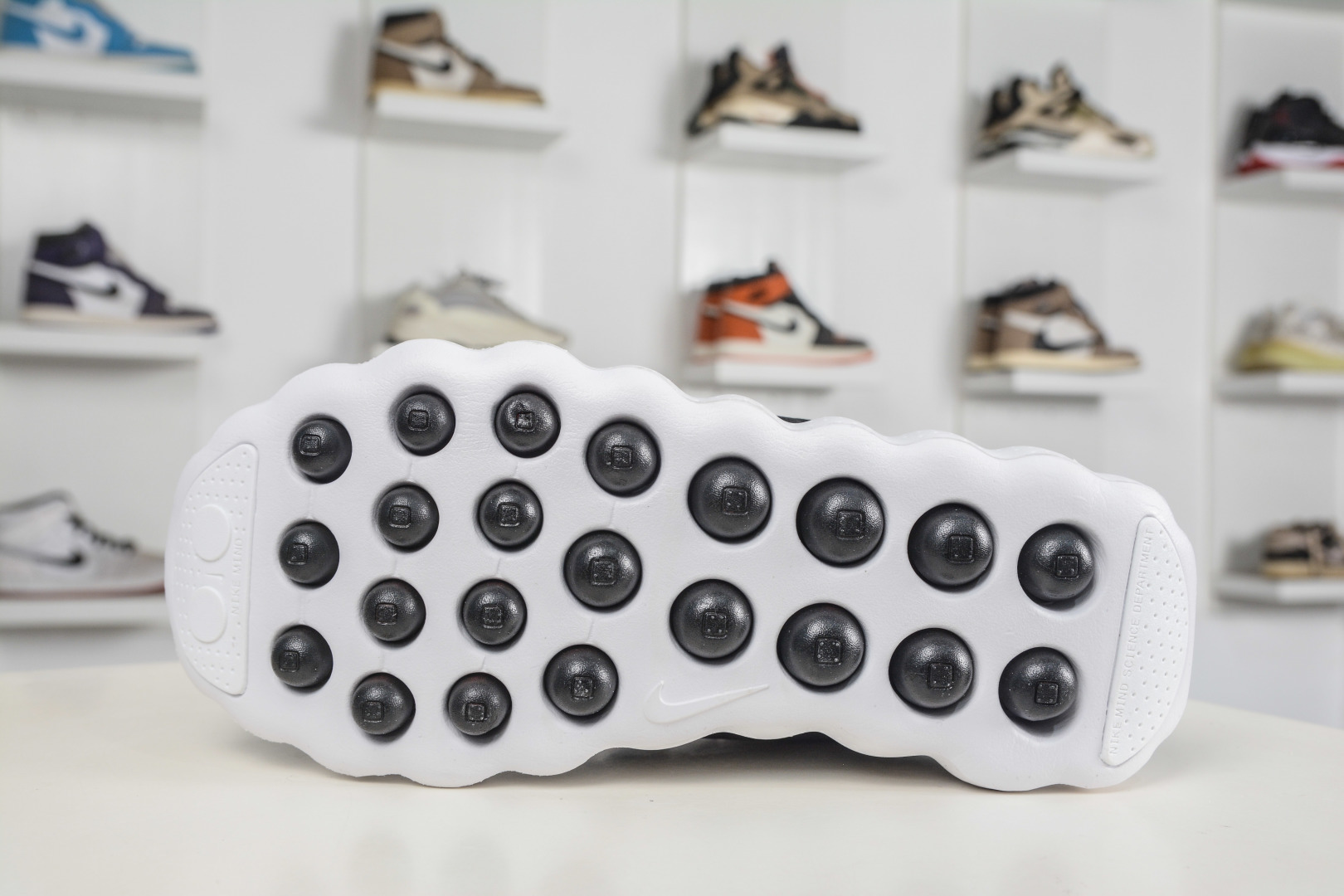 NK Mind 002 黑科技足底按摩舒适贴合训练鞋 HQ4308-002-Top High Quatity Cheap Sneakers Fashion Clothing Clothes Bags handbags Shoes of all Brand wholesale With The best Quality And Beautiful Price from China Factory Chinese suppliers wholesaler seller NK Mind 002 黑科技足底按摩舒适贴合训练鞋 HQ4308-002