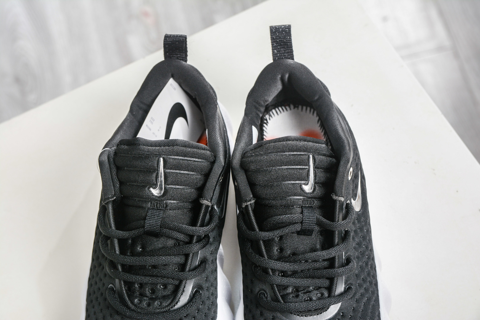 NK Mind 002 黑科技足底按摩舒适贴合训练鞋 HQ4308-002-Top High Quatity Cheap Sneakers Fashion Clothing Clothes Bags handbags Shoes of all Brand wholesale With The best Quality And Beautiful Price from China Factory Chinese suppliers wholesaler seller NK Mind 002 黑科技足底按摩舒适贴合训练鞋 HQ4308-002