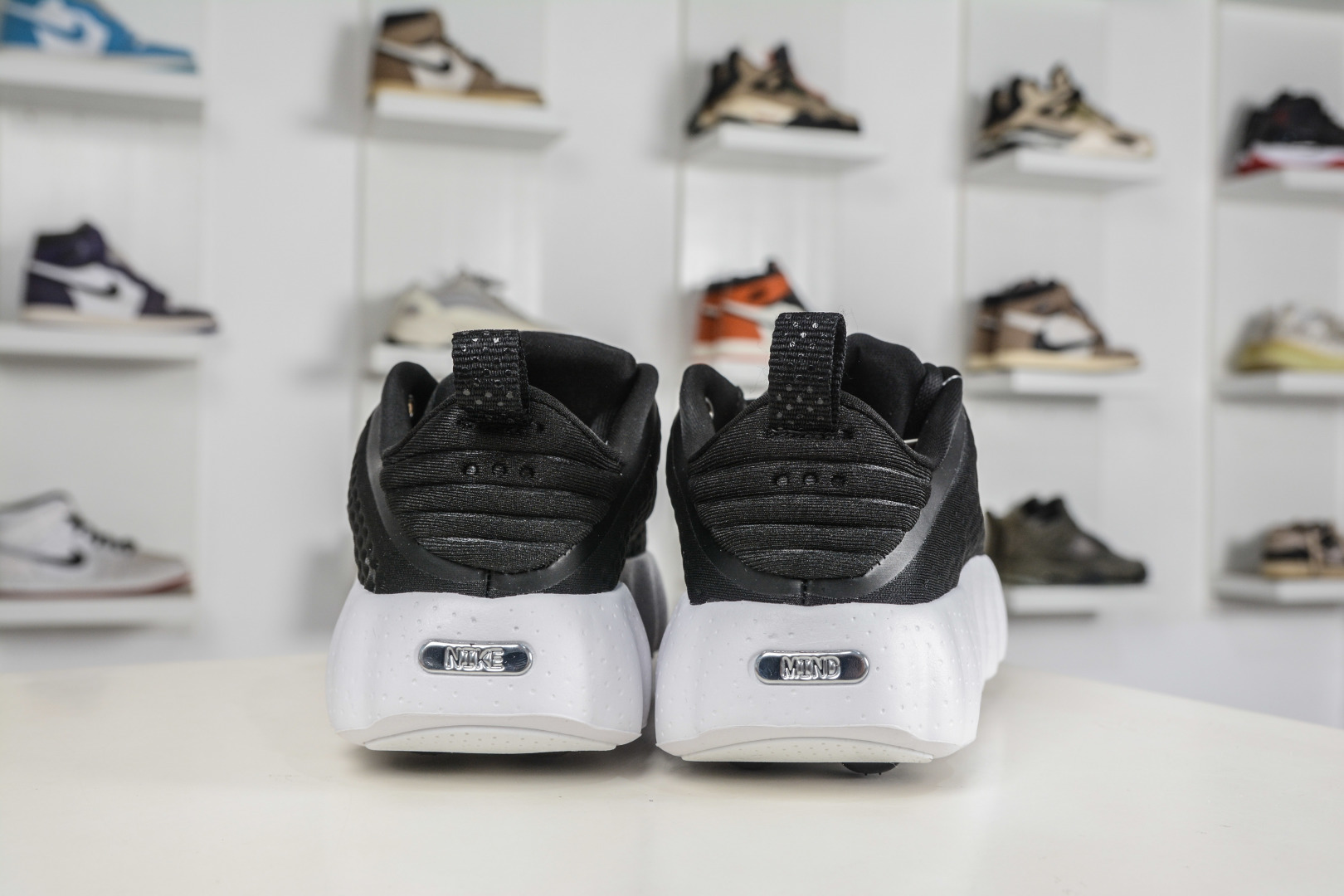 NK Mind 002 黑科技足底按摩舒适贴合训练鞋 HQ4308-002-Top High Quatity Cheap Sneakers Fashion Clothing Clothes Bags handbags Shoes of all Brand wholesale With The best Quality And Beautiful Price from China Factory Chinese suppliers wholesaler seller NK Mind 002 黑科技足底按摩舒适贴合训练鞋 HQ4308-002