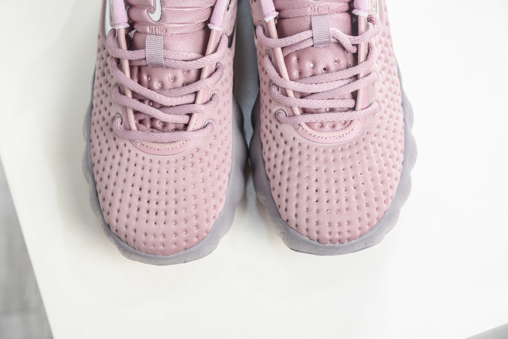 NK Mind 002 黑科技足底按摩舒适贴合训练鞋 HQ4310-200-Top High Quatity Cheap Sneakers Fashion Clothing Clothes Bags handbags Shoes of all Brand wholesale With The best Quality And Beautiful Price from China Factory Chinese suppliers wholesaler seller NK Mind 002 黑科技足底按摩舒适贴合训练鞋 HQ4310-200