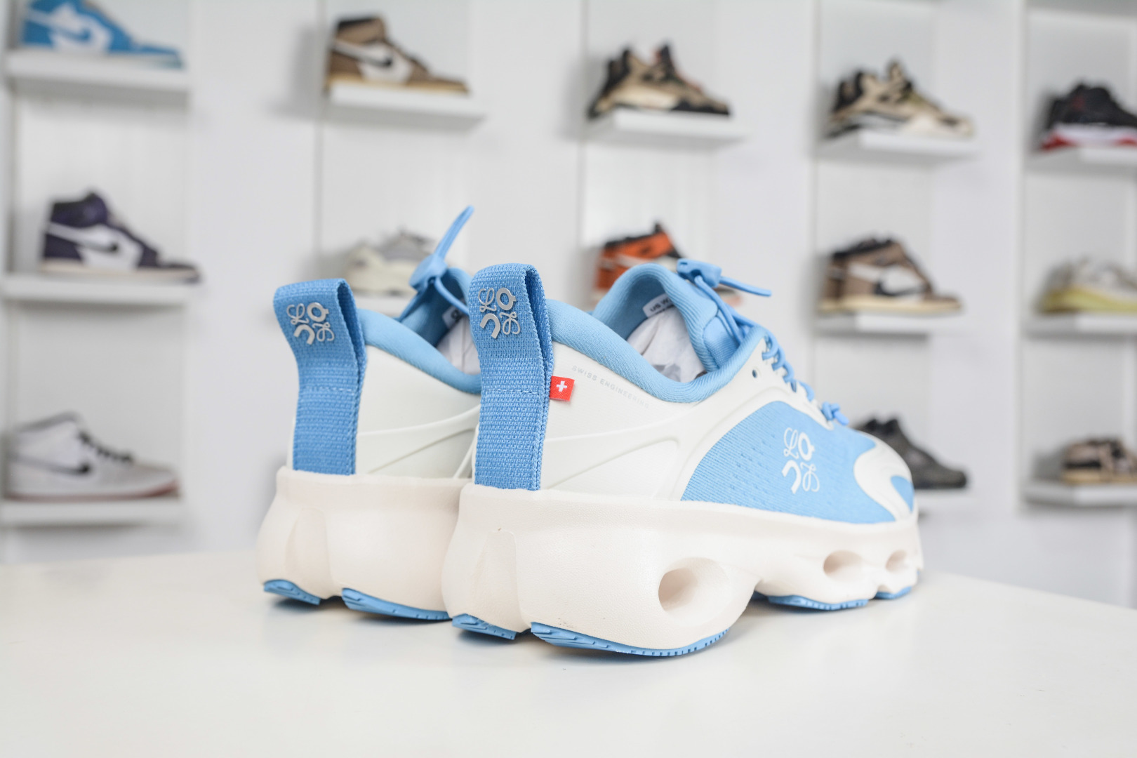 330 LOEWE罗意威 x ON昂跑 联名款 Cloudsolo 原鞋一致橡胶底 3WF3060-Chinese UA Cheap High Quatity Brand Clothes Bags handbags Sneakers wholesale wholesaler seller from China Factory suppliers Fashion Clothing Shoes best Quality Beautiful Price 330 LOEWE罗意威 x ON昂跑 联名款 Cloudsolo 原鞋一致橡胶底 3WF3060