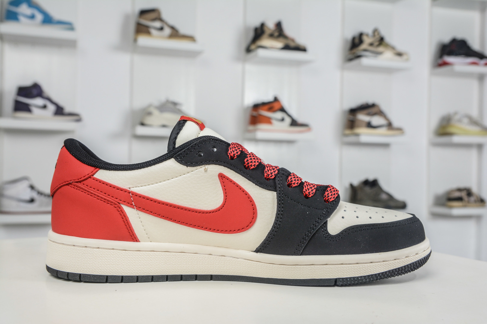 TS x Air Jordan AJ1 Low 倒钩低帮马年限定-米黑红 QW5288-143-Top High Quatity Cheap Sneakers Fashion Clothing Clothes Bags handbags Shoes of all Brand wholesale With The best Quality And Beautiful Price from China Factory Chinese suppliers wholesaler seller TS x Air Jordan AJ1 Low 倒钩低帮马年限定-米黑红 QW5288-143