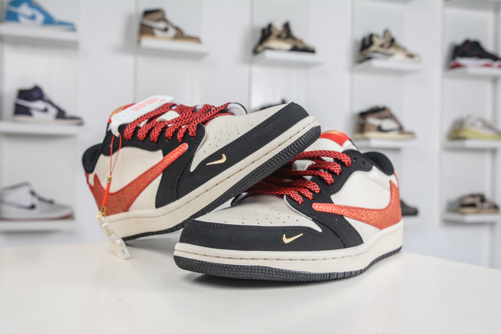 TS x Air Jordan AJ1 Low 倒钩低帮马年限定-米黑红 QW5288-143-Top High Quatity Cheap Sneakers Fashion Clothing Clothes Bags handbags Shoes of all Brand wholesale With The best Quality And Beautiful Price from China Factory Chinese suppliers wholesaler seller TS x Air Jordan AJ1 Low 倒钩低帮马年限定-米黑红 QW5288-143