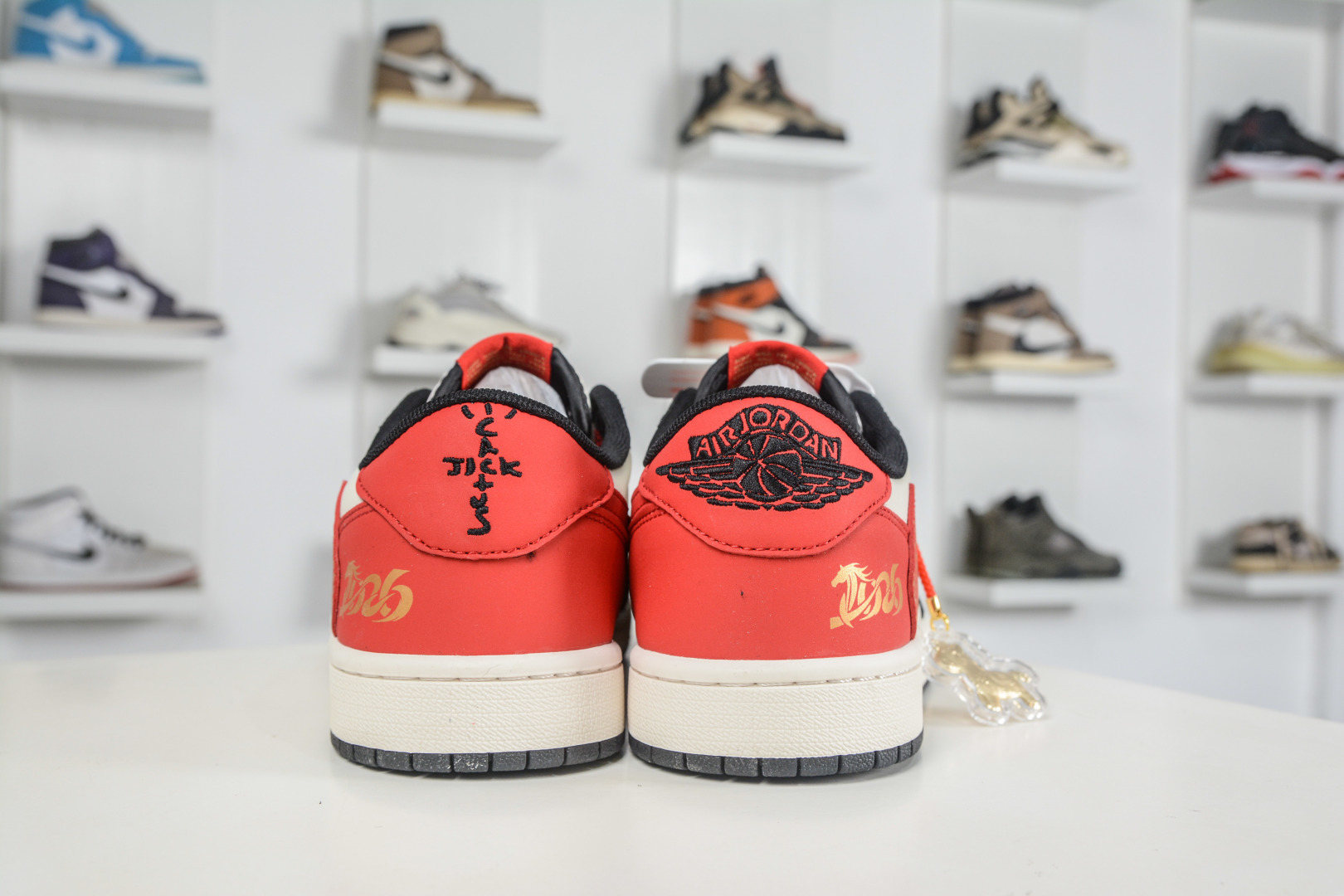 TS x Air Jordan AJ1 Low 倒钩低帮马年限定-米黑红 QW5288-143-Top High Quatity Cheap Sneakers Fashion Clothing Clothes Bags handbags Shoes of all Brand wholesale With The best Quality And Beautiful Price from China Factory Chinese suppliers wholesaler seller TS x Air Jordan AJ1 Low 倒钩低帮马年限定-米黑红 QW5288-143