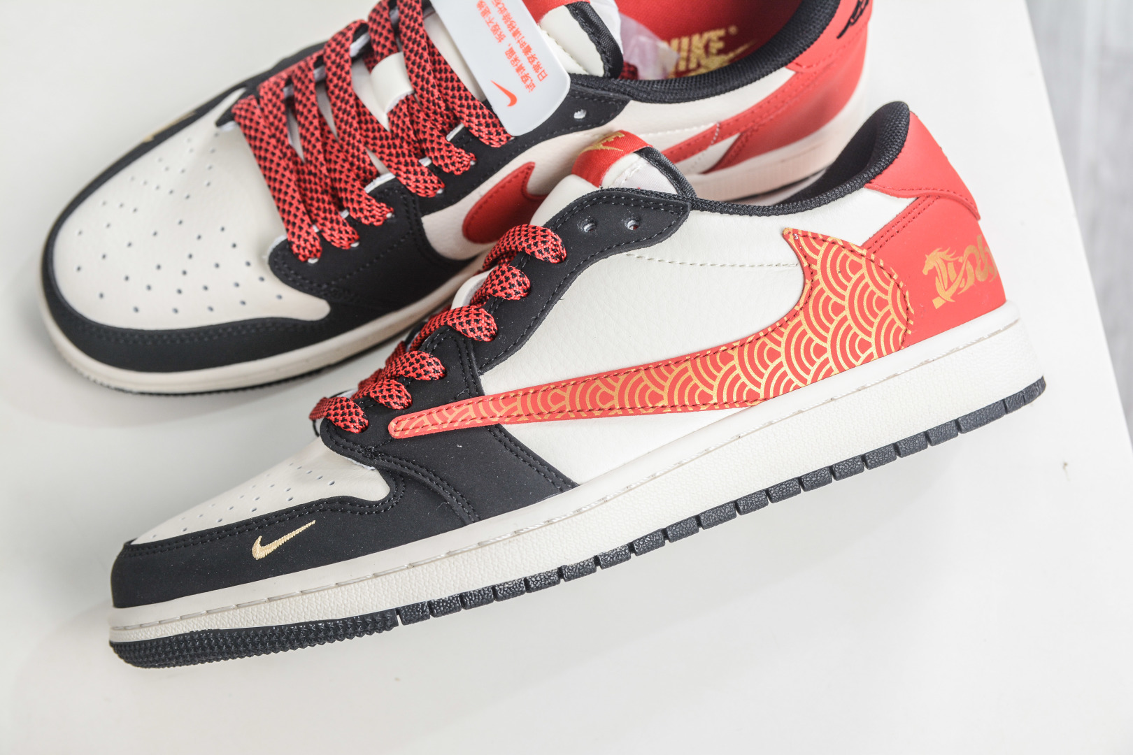 TS x Air Jordan AJ1 Low 倒钩低帮马年限定-米黑红 QW5288-143-Top High Quatity Cheap Sneakers Fashion Clothing Clothes Bags handbags Shoes of all Brand wholesale With The best Quality And Beautiful Price from China Factory Chinese suppliers wholesaler seller TS x Air Jordan AJ1 Low 倒钩低帮马年限定-米黑红 QW5288-143
