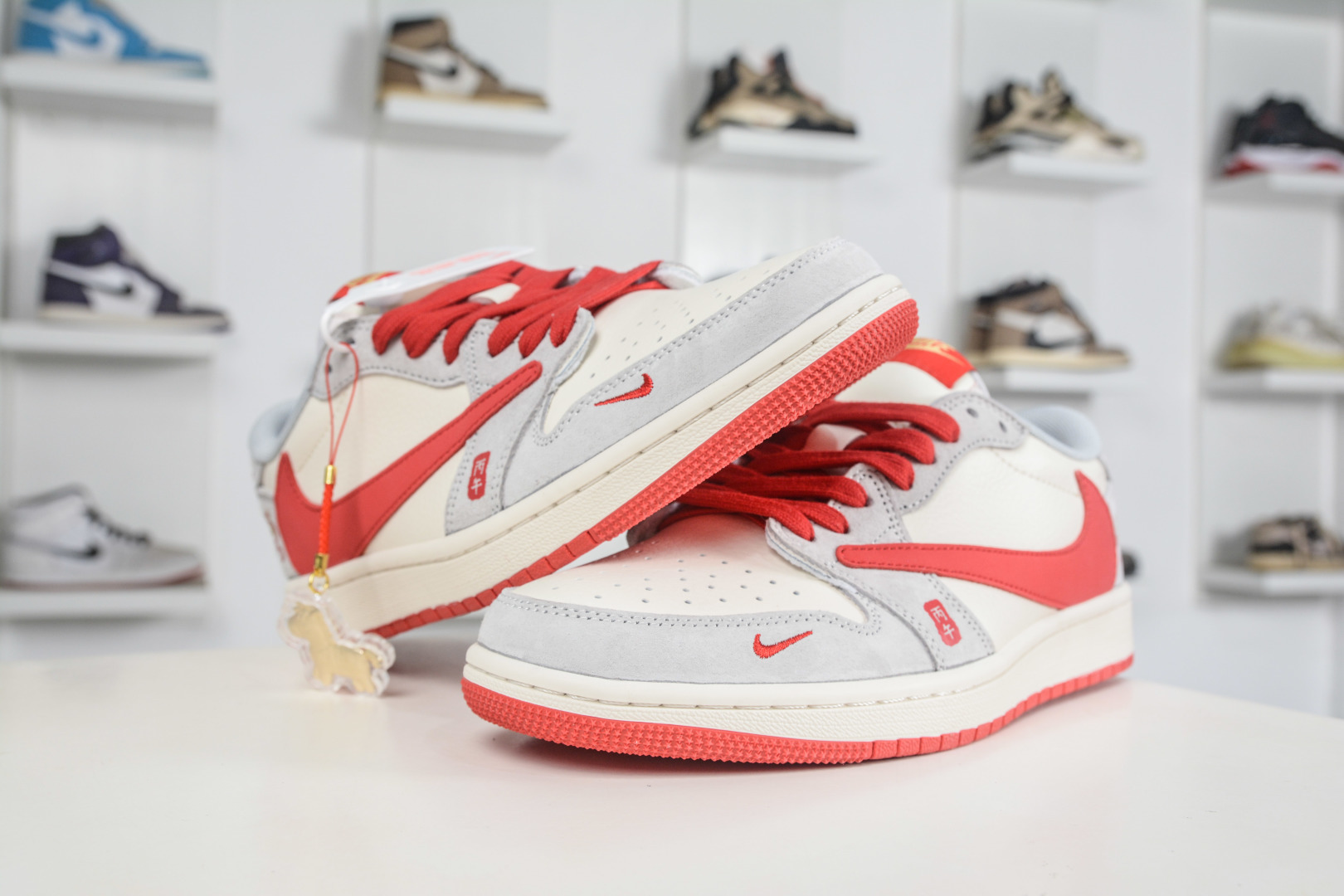 270 TS x Air Jordan AJ1 Low 倒钩低帮马年限定-奔马印花 QW5288-141