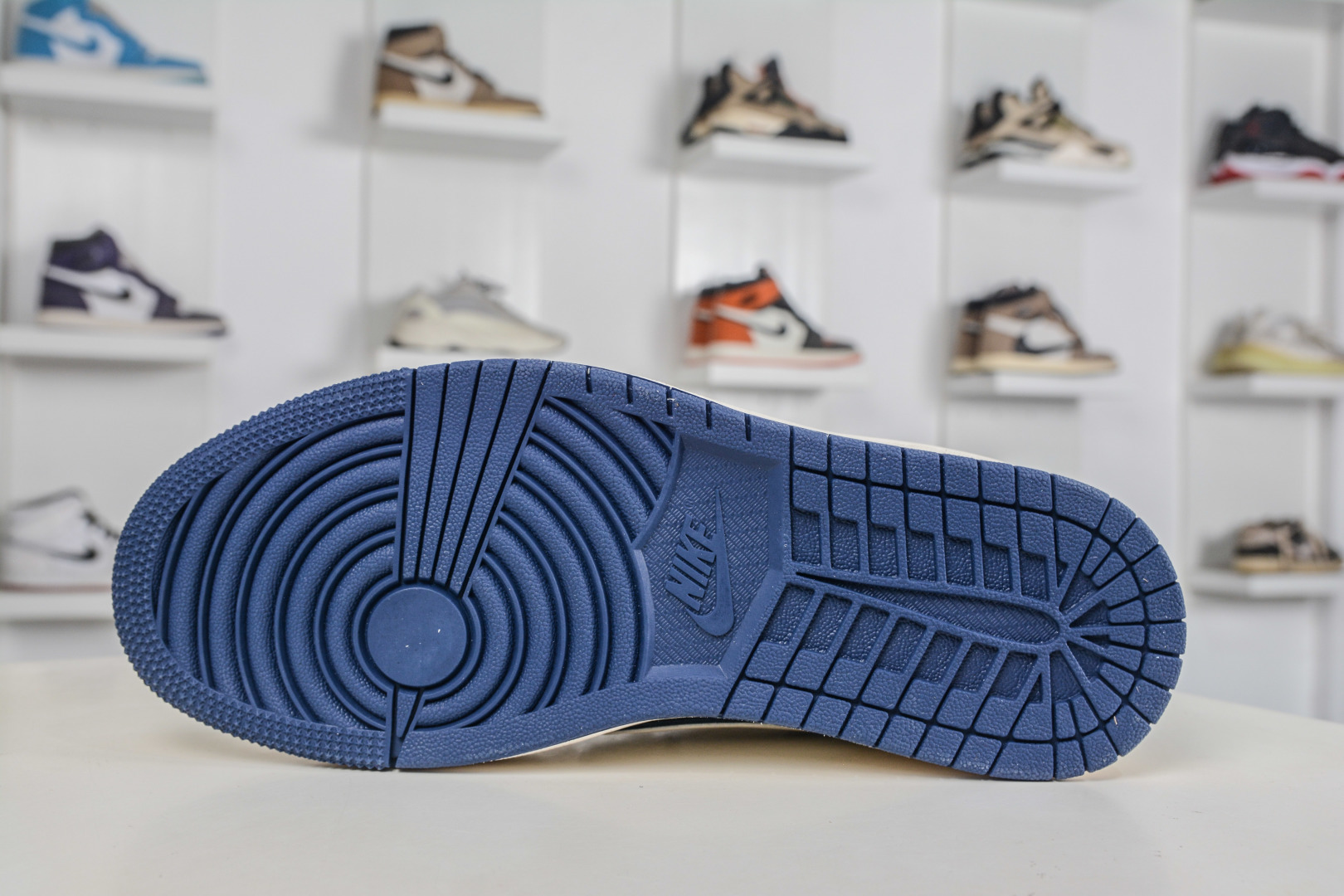 TS x Air Jordan AJ1 Low 倒钩低帮马年限定-米白藏蓝 FF9989-013-Top High Quatity Cheap Sneakers Fashion Clothing Clothes Bags handbags Shoes of all Brand wholesale With The best Quality And Beautiful Price from China Factory Chinese suppliers wholesaler seller TS x Air Jordan AJ1 Low 倒钩低帮马年限定-米白藏蓝 FF9989-013