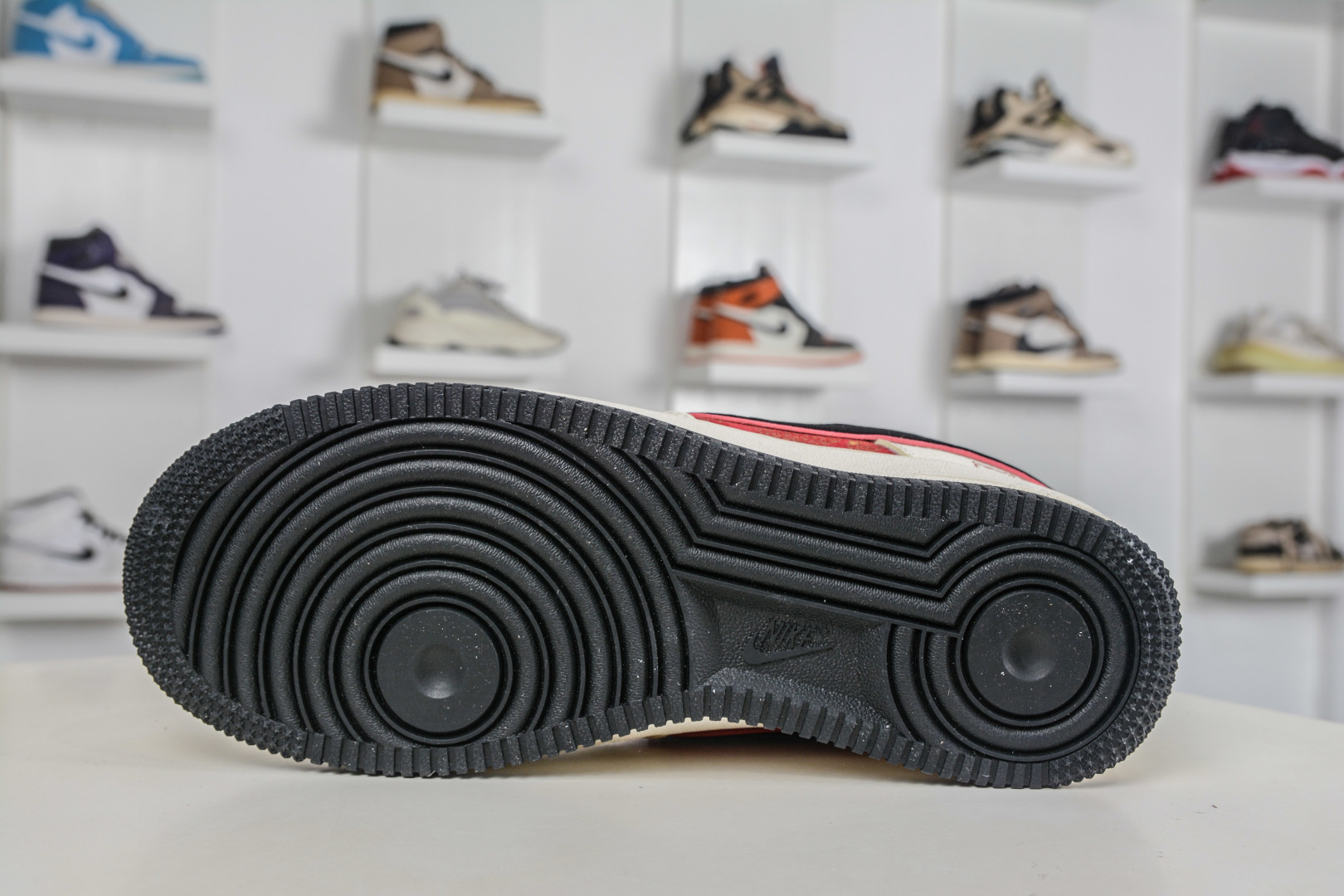 260 Nike Air Force 1 Low 07 马年限定 米红黑 DN1688-822