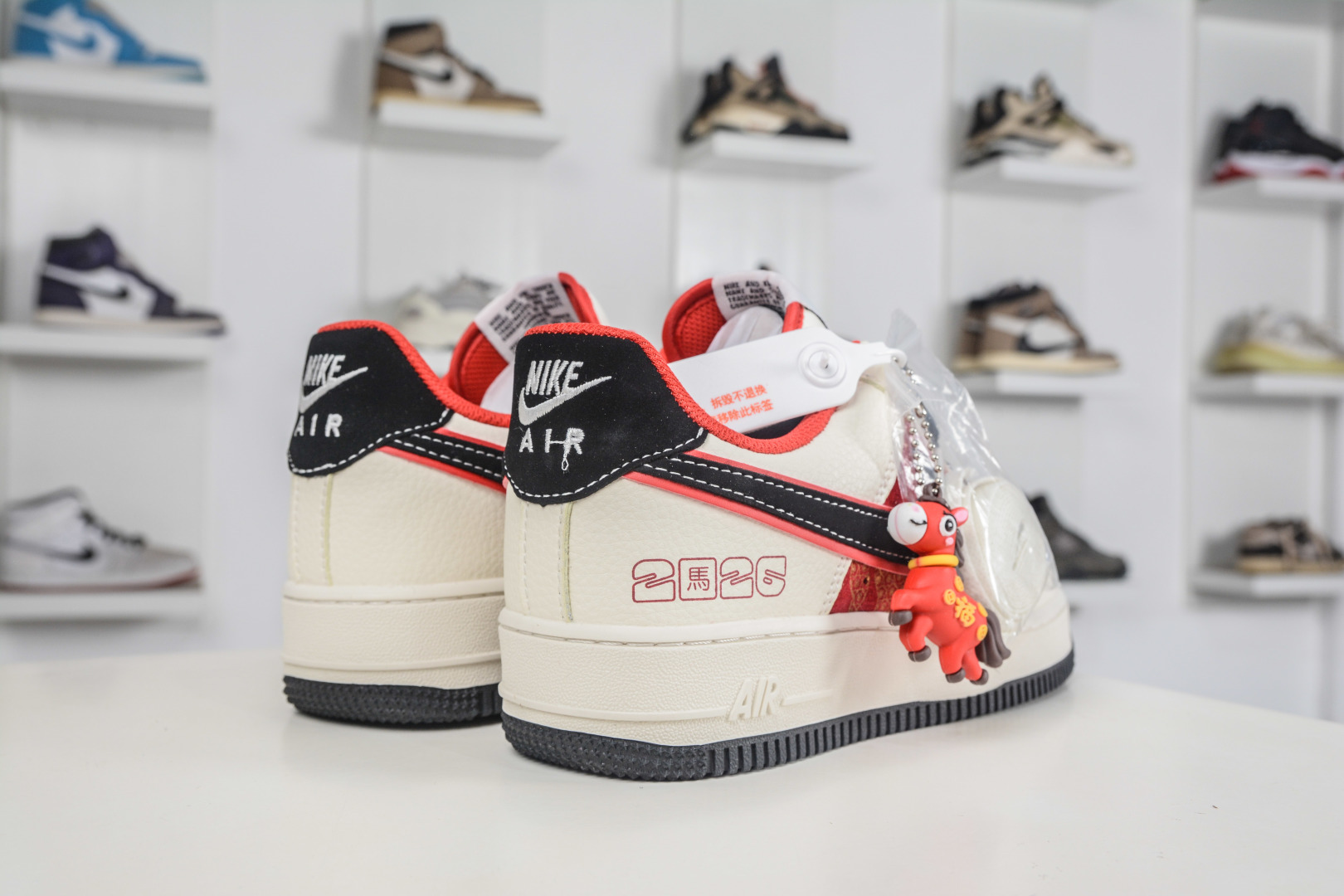 260 Nike Air Force 1 Low 07 马年限定 米红黑 DN1688-822