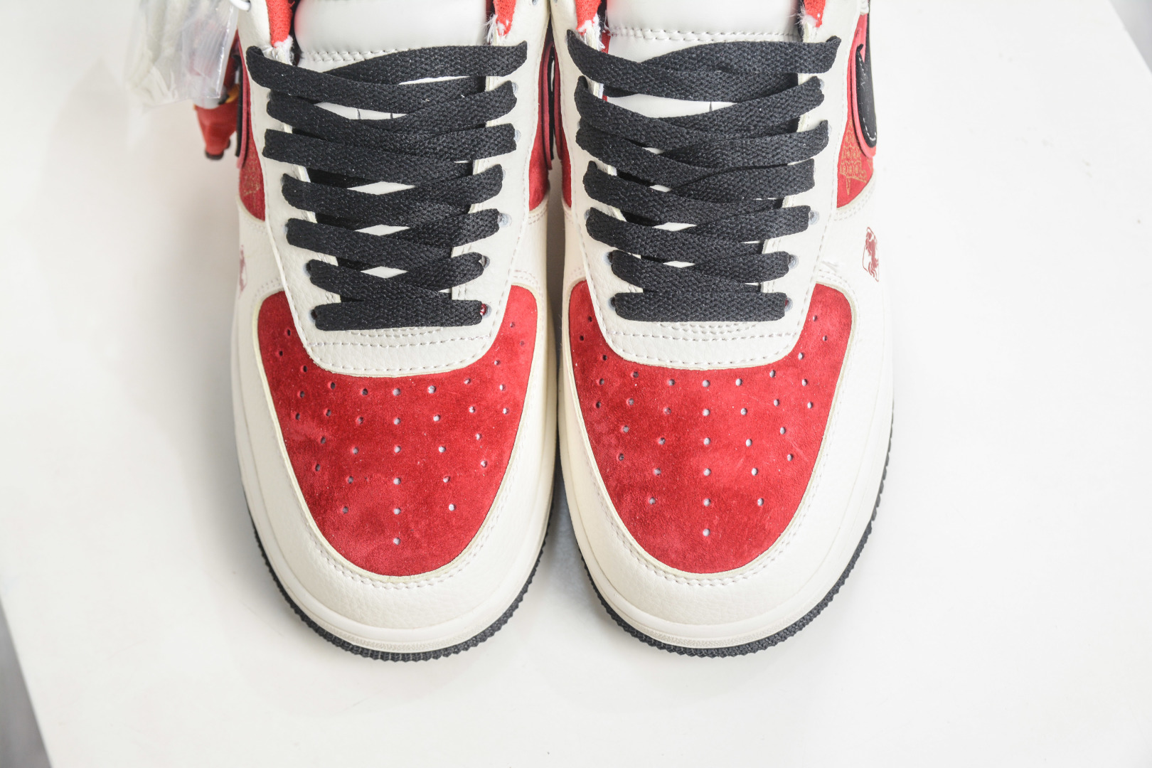 260 Nike Air Force 1 Low 07 马年限定 米红黑 DN1688-822