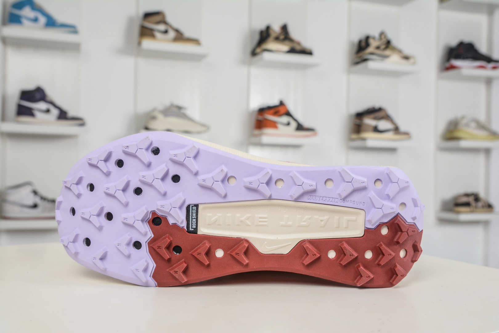 NK ReactX Wildhorse 10 低帮防滑耐磨户外越野跑步鞋 FV2337-600-Top High Quatity Cheap Sneakers Fashion Clothing Clothes Bags handbags Shoes of all Brand wholesale With The best Quality And Beautiful Price from China Factory Chinese suppliers wholesaler seller NK ReactX Wildhorse 10 低帮防滑耐磨户外越野跑步鞋 FV2337-600