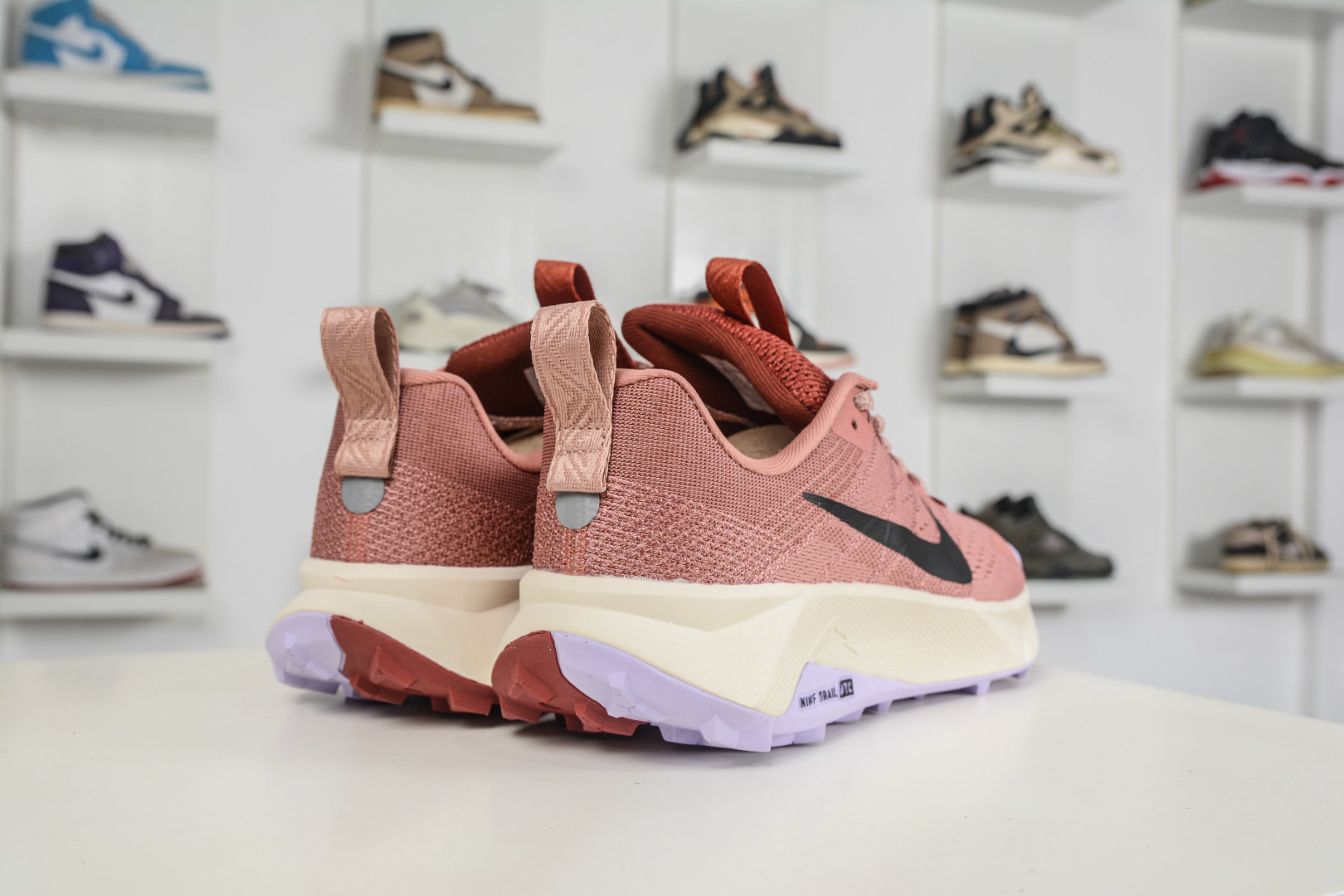 NK ReactX Wildhorse 10 低帮防滑耐磨户外越野跑步鞋 FV2337-600-Top High Quatity Cheap Sneakers Fashion Clothing Clothes Bags handbags Shoes of all Brand wholesale With The best Quality And Beautiful Price from China Factory Chinese suppliers wholesaler seller NK ReactX Wildhorse 10 低帮防滑耐磨户外越野跑步鞋 FV2337-600