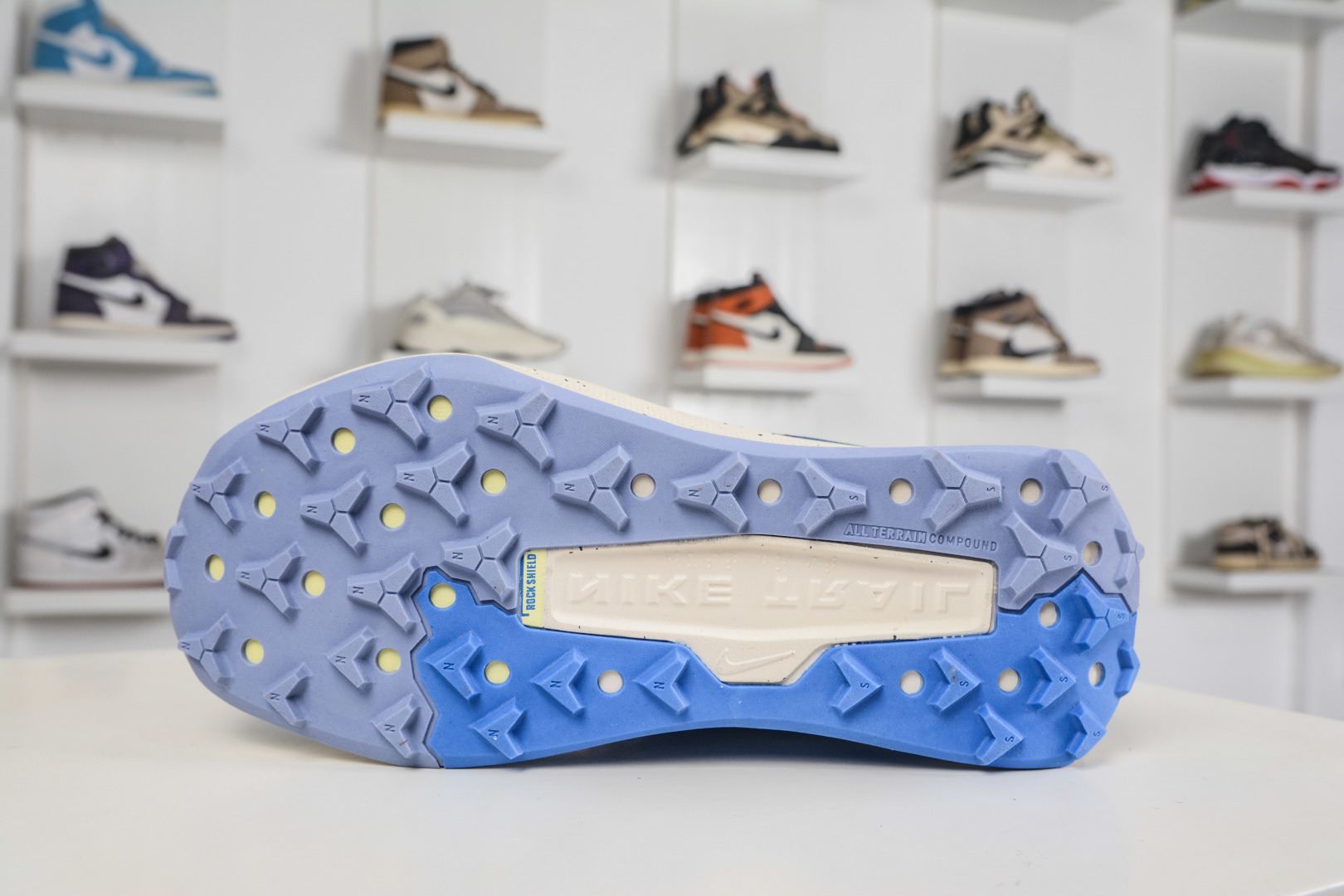 170 NK ReactX Wildhorse 10 低帮防滑耐磨户外越野跑步鞋 FV2337-400-Chinese UA Cheap High Quatity Brand Clothes Bags handbags Sneakers wholesale wholesaler seller from China Factory suppliers Fashion Clothing Shoes best Quality Beautiful Price 170 NK ReactX Wildhorse 10 低帮防滑耐磨户外越野跑步鞋 FV2337-400