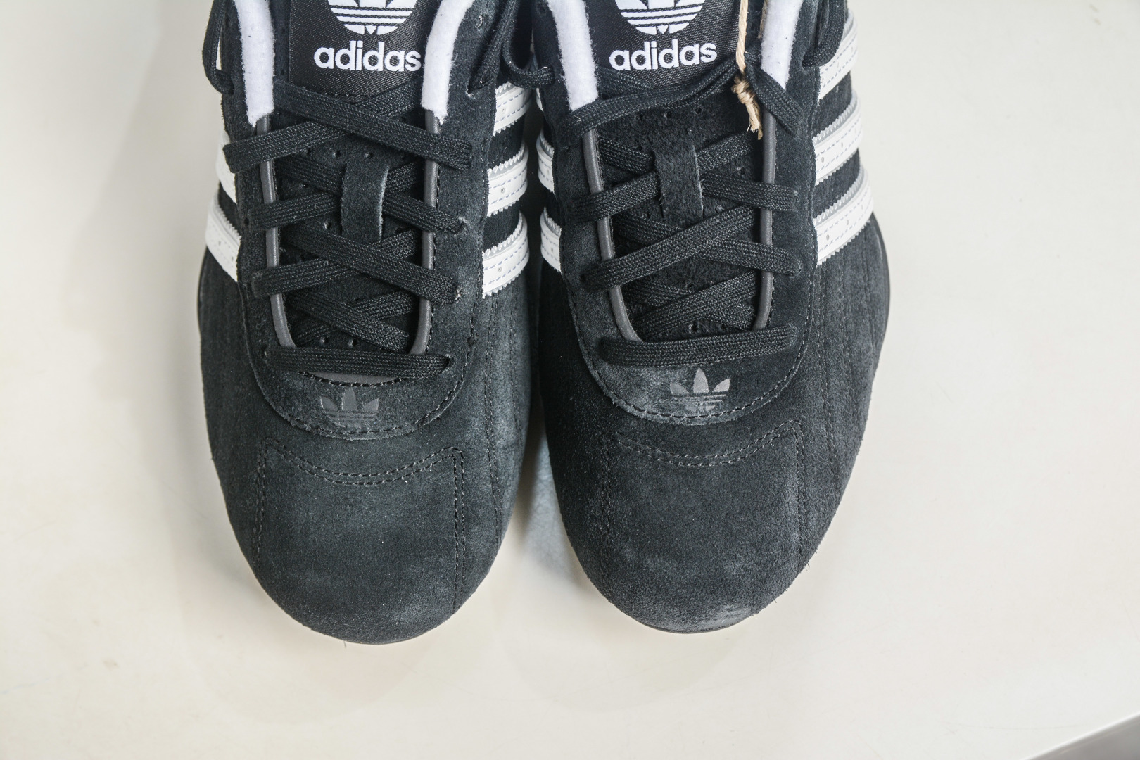190 Adidas Originals Adiracer Lo 阿迪达斯潮流防滑耐磨休闲跑步鞋 JP7009-Chinese UA Cheap High Quatity Brand Clothes Bags handbags Sneakers wholesale wholesaler seller from China Factory suppliers Fashion Clothing Shoes best Quality Beautiful Price 190 Adidas Originals Adiracer Lo 阿迪达斯潮流防滑耐磨休闲跑步鞋 JP7009
